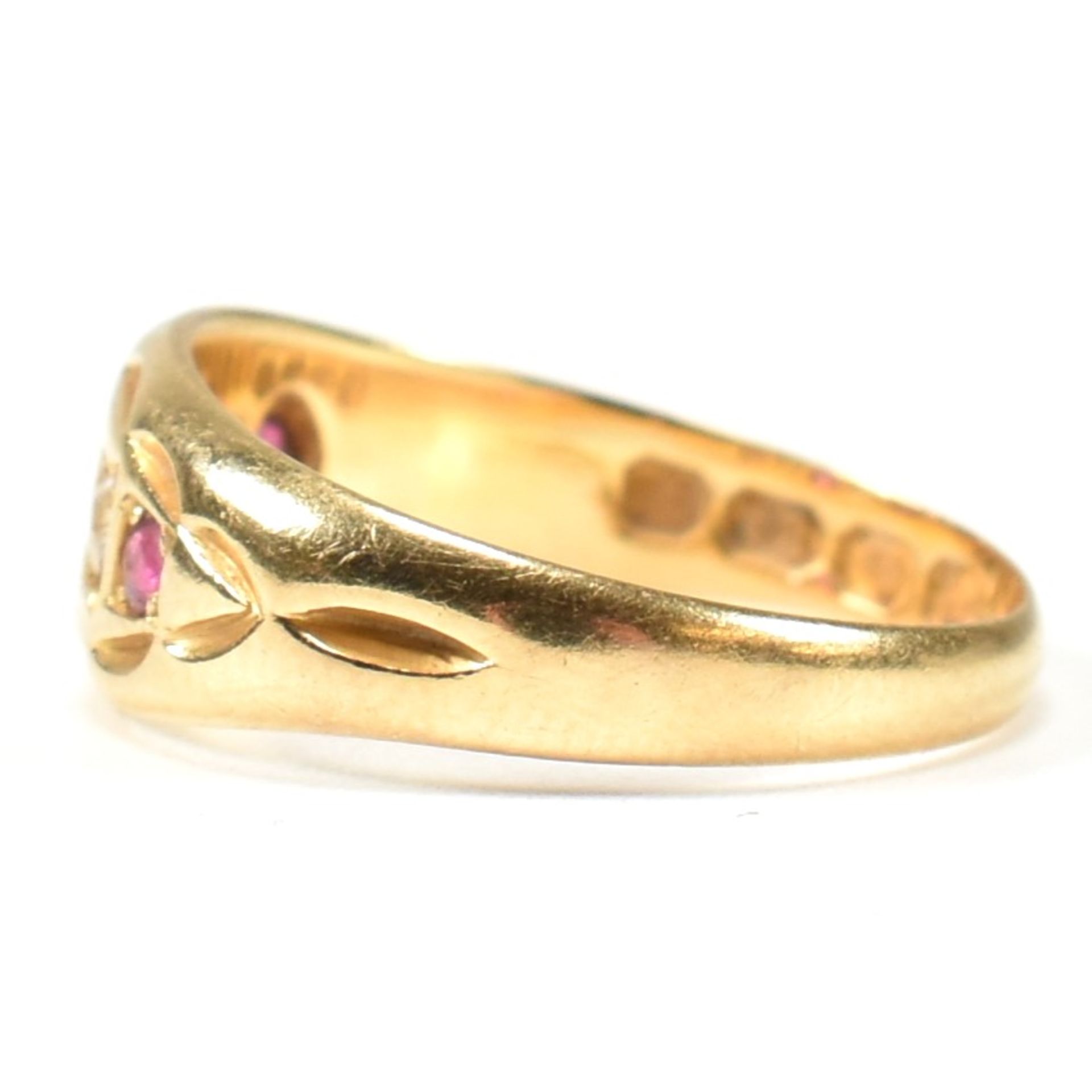 VICTORIAN HALLMARKED 18CT GOLD RUBY & DIAMOND GYPSY RING - Bild 7 aus 9