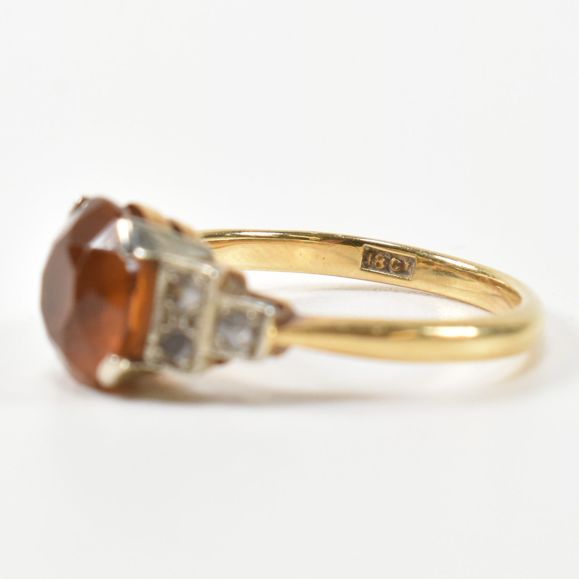 18CT GOLD & CITRINE RING - Image 7 of 8