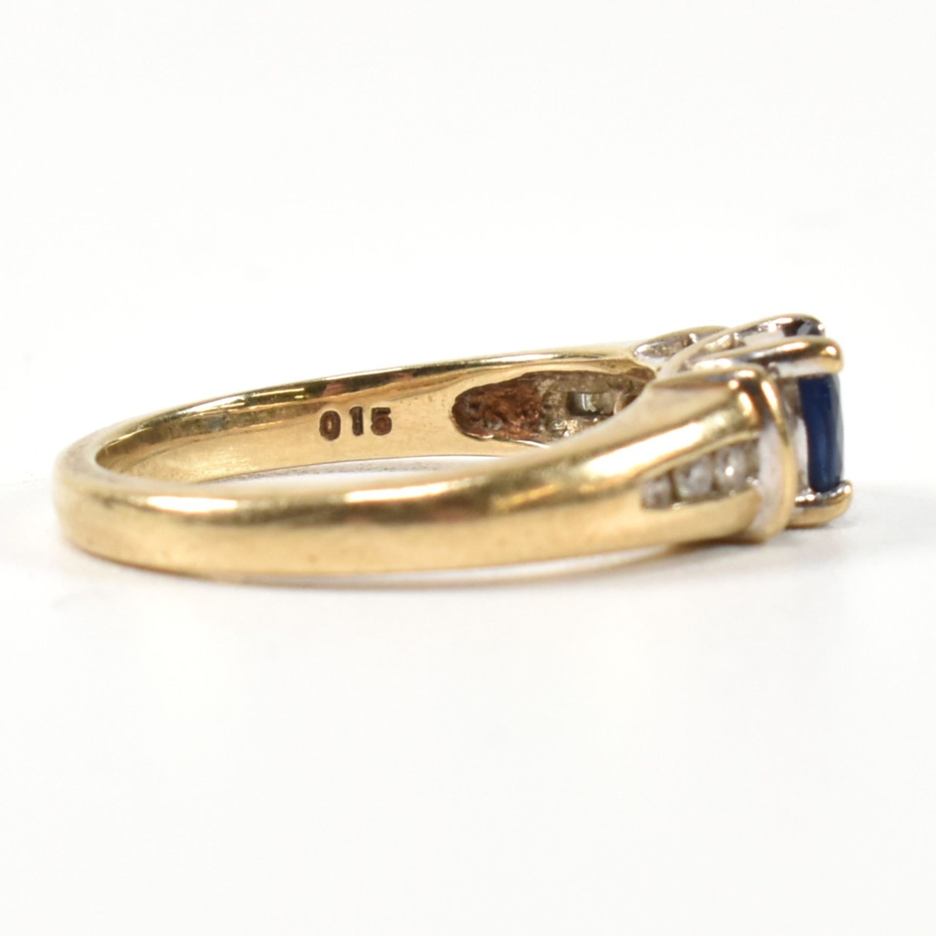 HALLMARKED 9CT GOLD SAPPHIRE & DIAMOND RING - Image 7 of 8