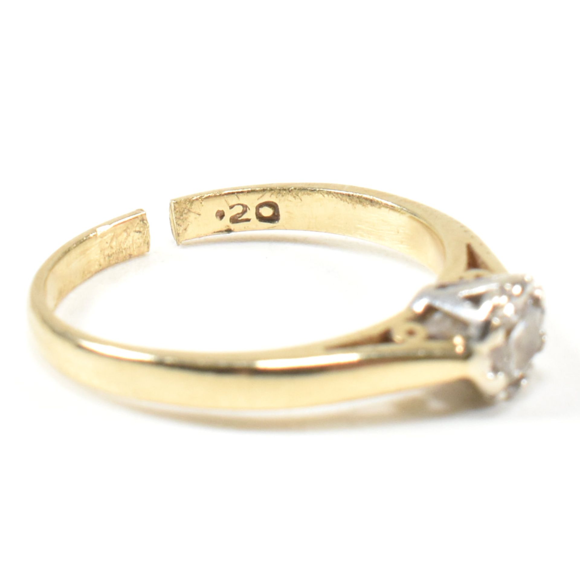 HALLMARKED 9CT GOLD & DIAMOND SOLITAIRE RING - Image 9 of 10