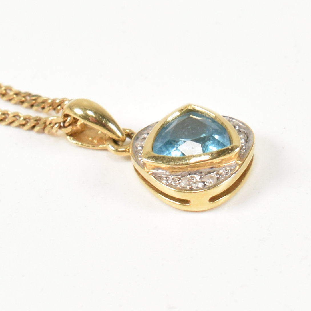 18CT GOLD TOPAZ & DIAMOND PENDANT NECKLACE - Image 5 of 6