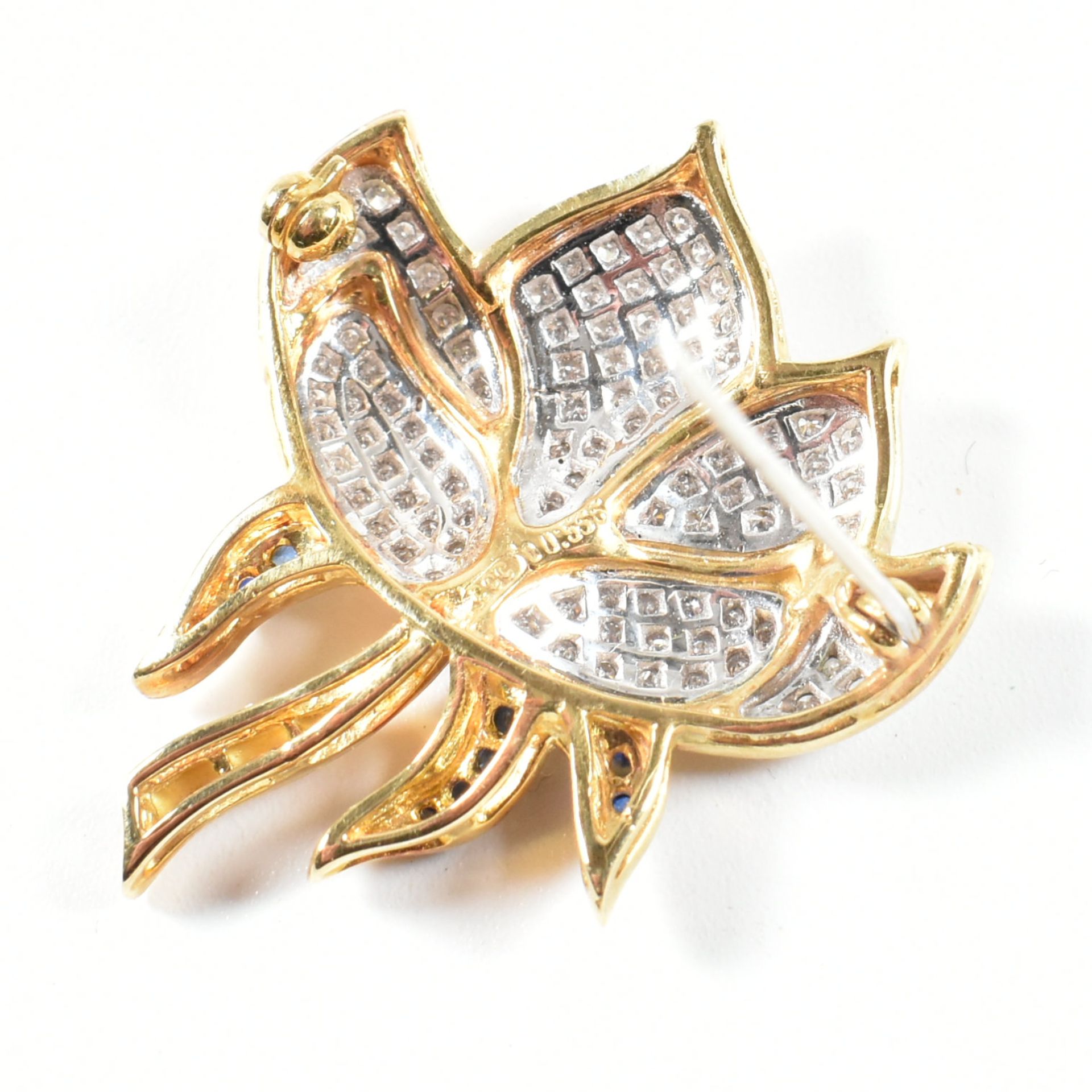 HALLMARKED 18CT GOLD SAPPHIRE & DIAMOND LOTUS FLOWER BROOCH PIN - Image 5 of 6