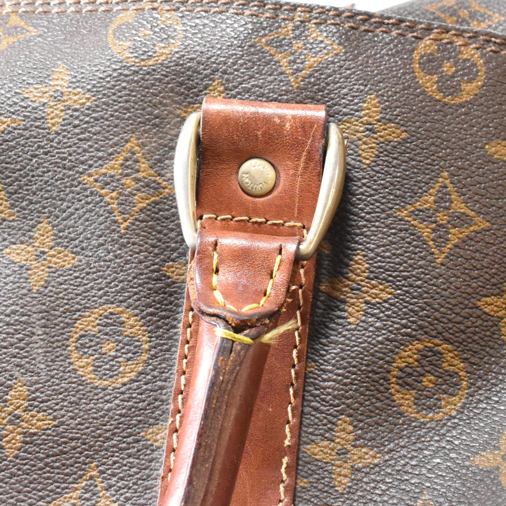 LOUIS VUITTON KEEPALL BANDOULIERE 55 MONOGRAM TRAVEL BAG - Bild 7 aus 14