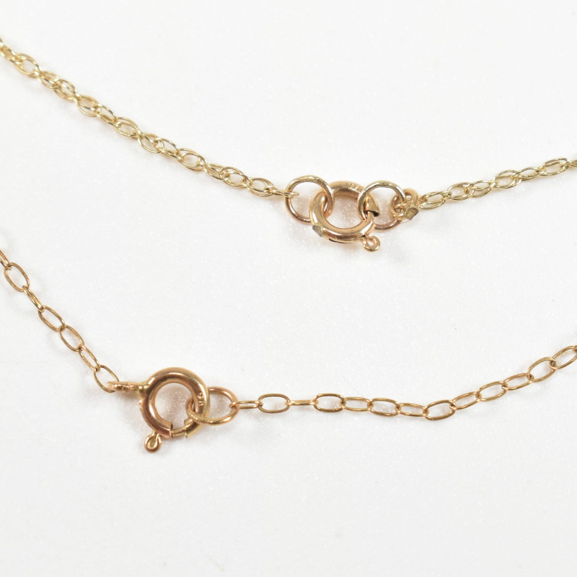 9CT GOLD COFFEE BEAN PENDANT NECKLACE & EARRING SUITE & 9CT GOLD CHAIN NECKLACE - Image 6 of 9