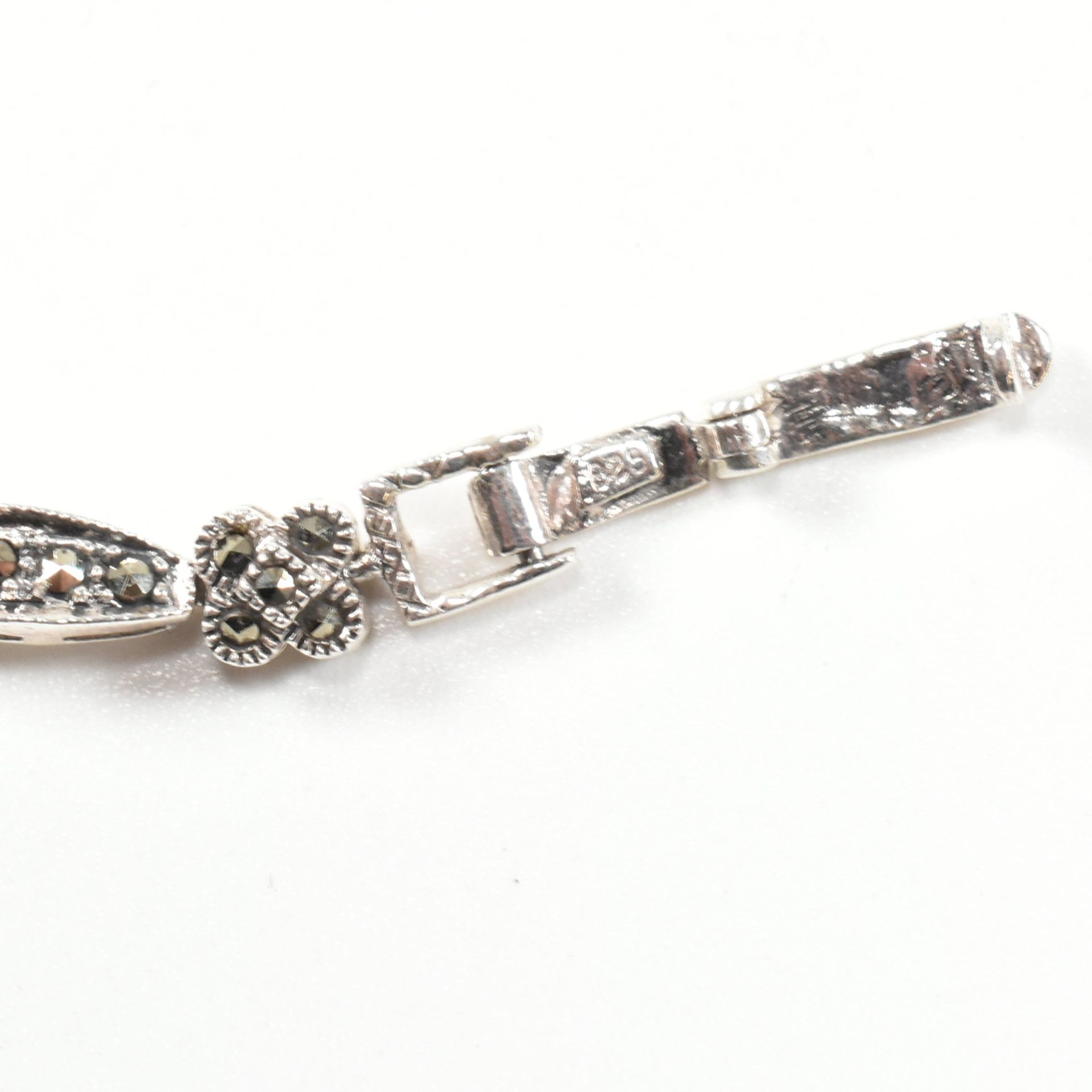 A 925 SILVER MARCASITE & RUBY SET DOUBLE PANTHER HEAD BRACELET - Image 6 of 6