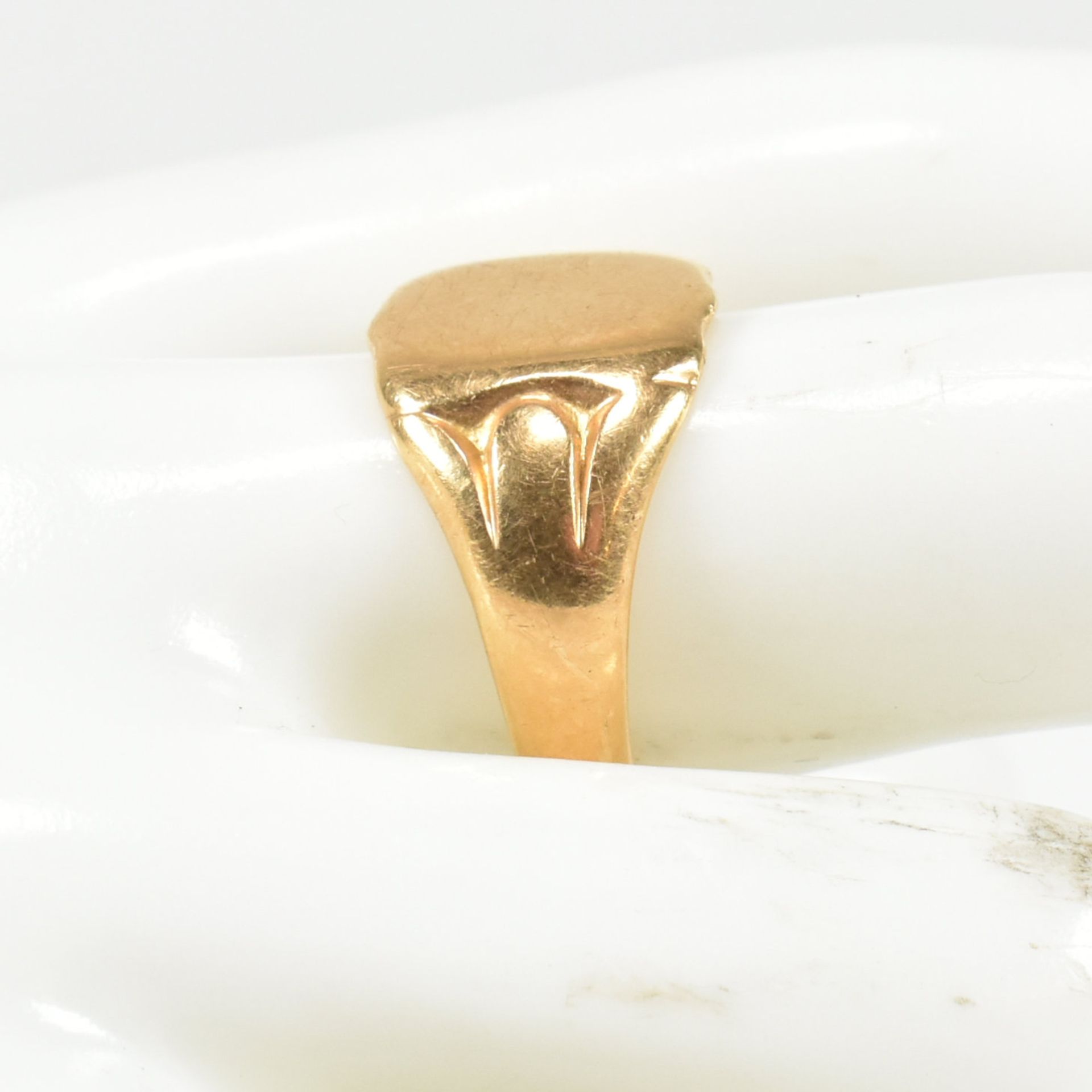 HALLMARKED 18CT GOLD SIGNET RING - Bild 8 aus 8