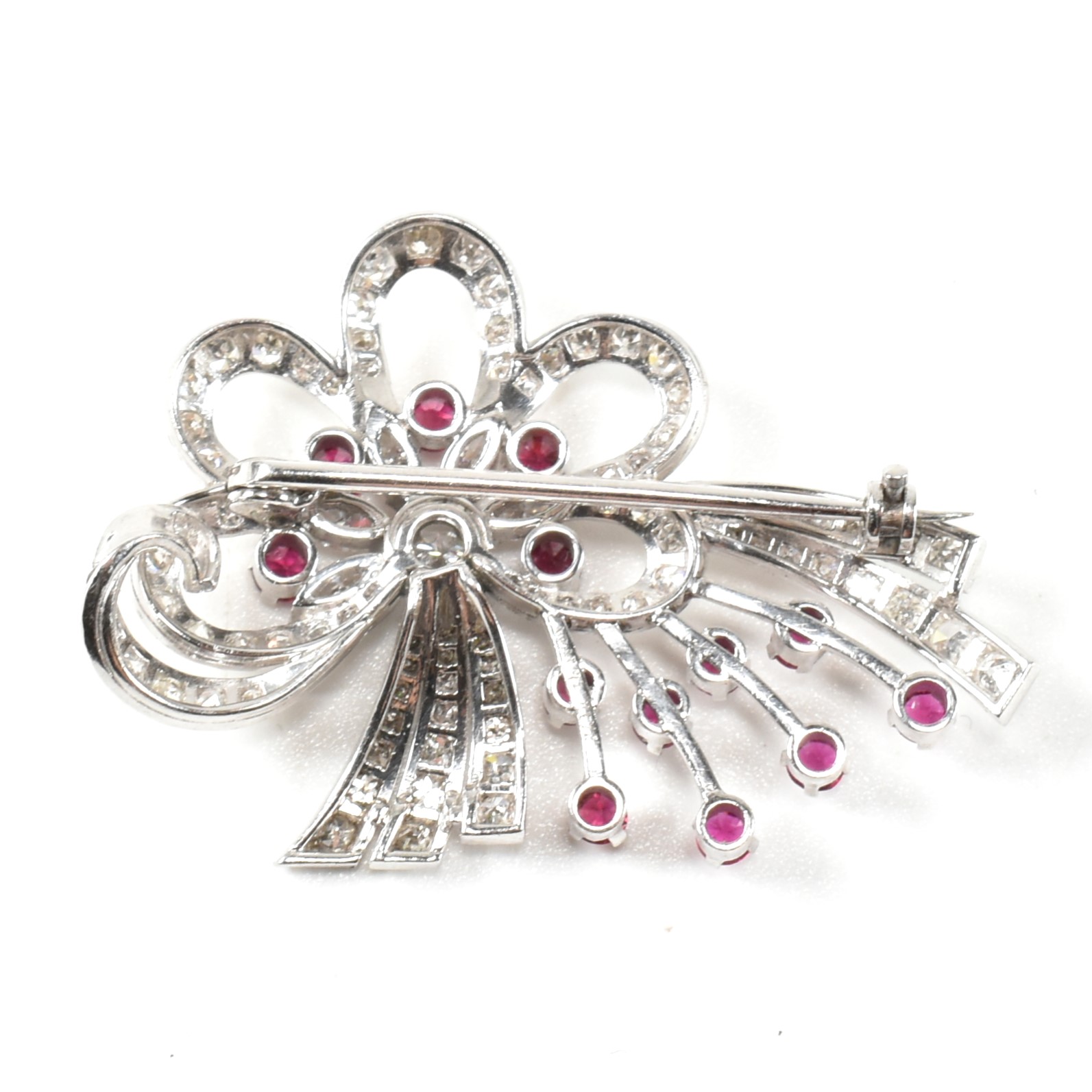 ART DECO WHITE GOLD RUBY & DIAMOND SPRAY BROOCH PIN - Image 2 of 5