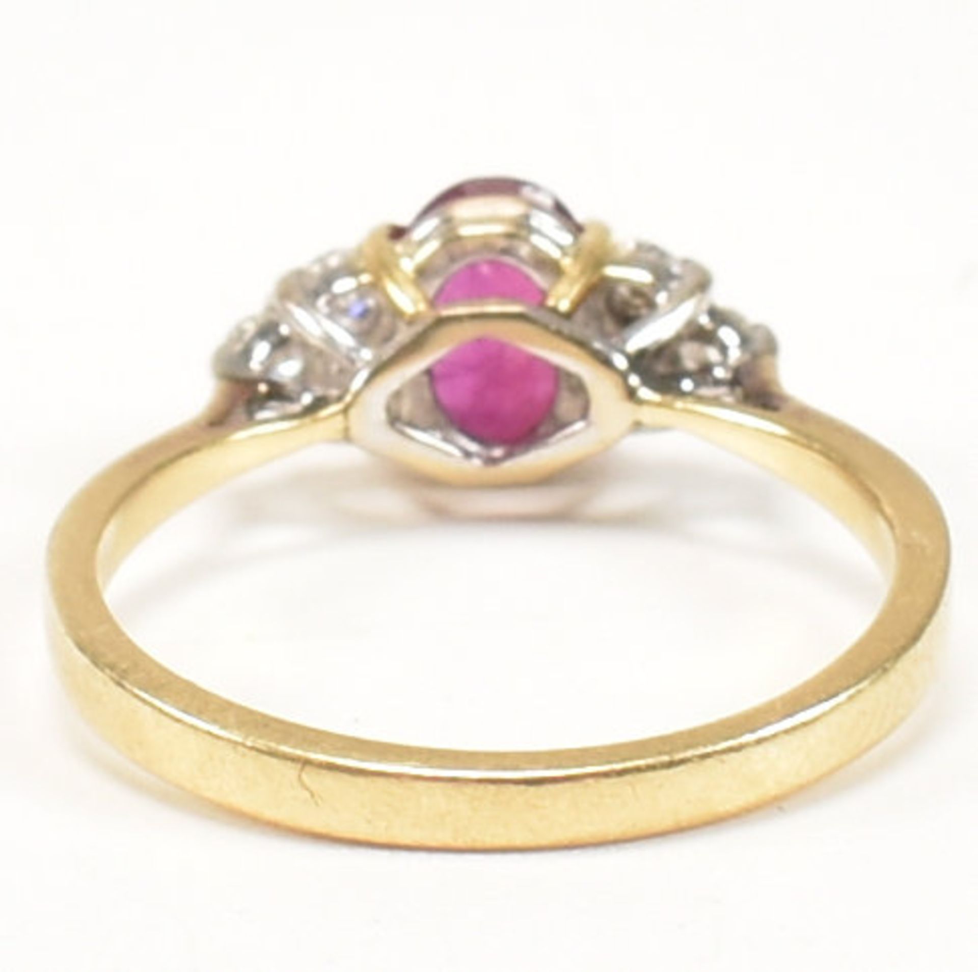 HALLMARKED 18CT GOLD RUBY & DIAMOND RING - Image 7 of 9