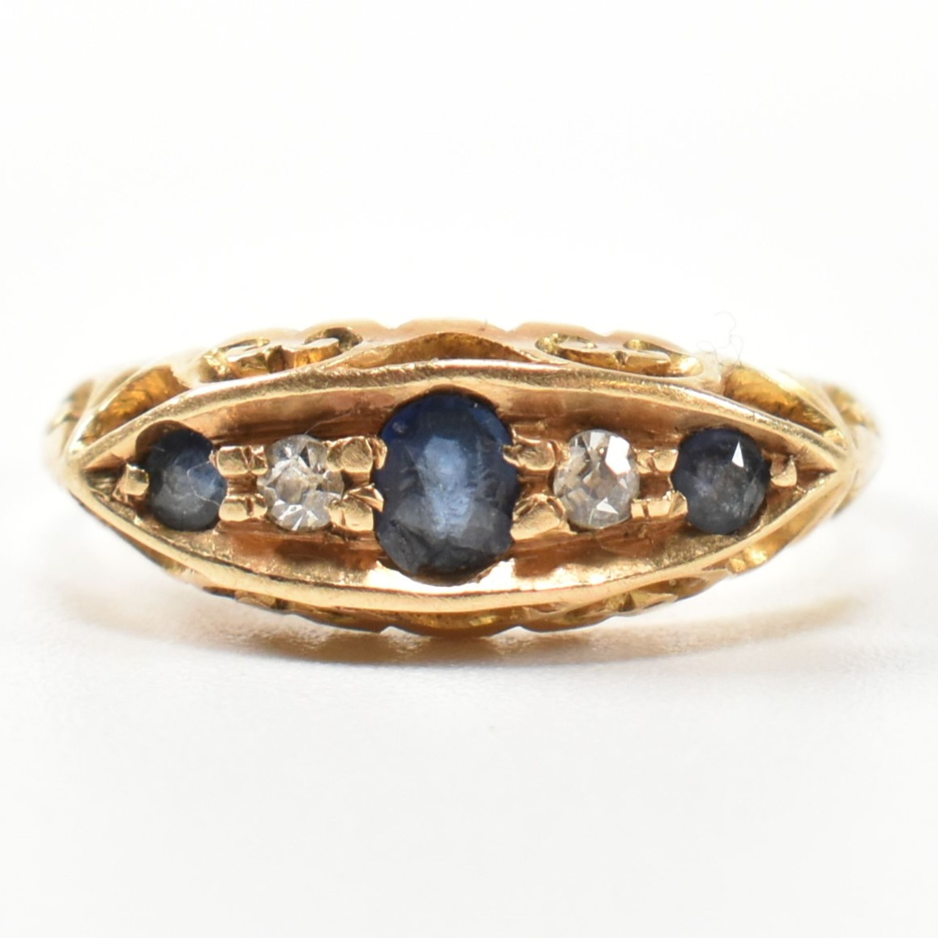 EDWARDIAN HALLMARKED 18CT GOLD SAPPHIRE & DIAMOND BOAT RING