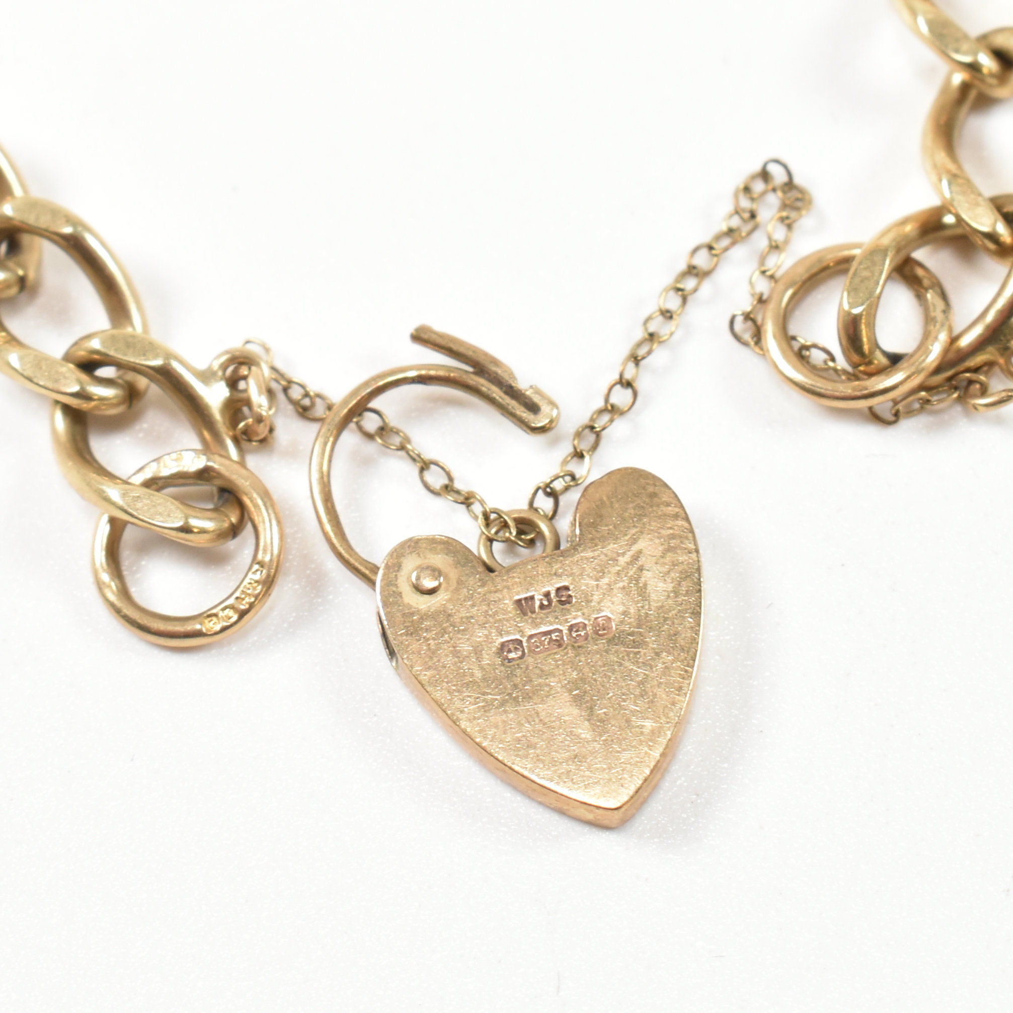 HALLMARKED 9CT GOLD CHARM BRACELET - Image 3 of 9