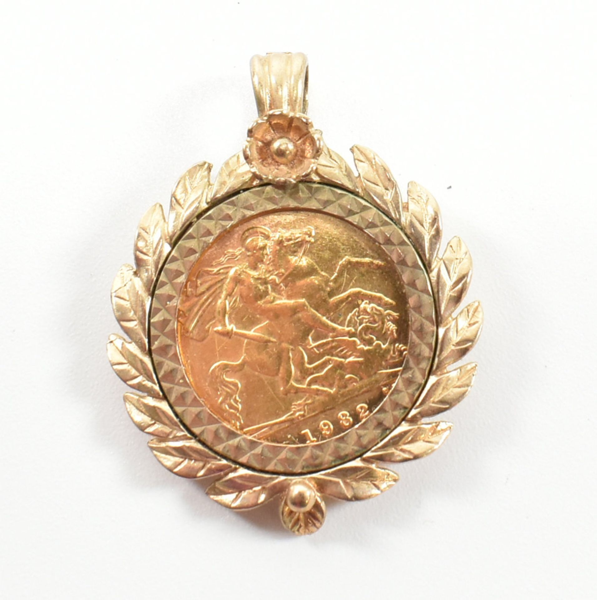 HALLMARKED 9CT GOLD MOUNTED HALF SOVEREIGN NECKLACE PENDANT
