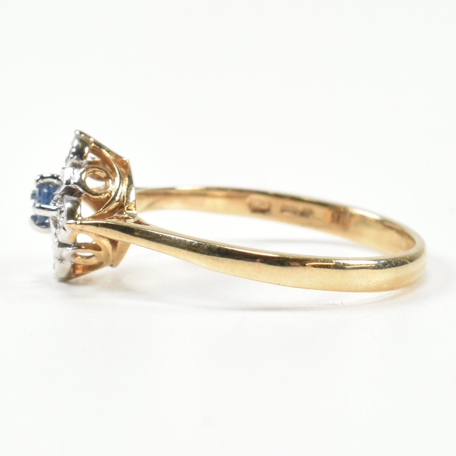 HALLMARKED 9CT GOLD SAPPHIRE & DIAMOND CLUSTER RING - Image 7 of 9