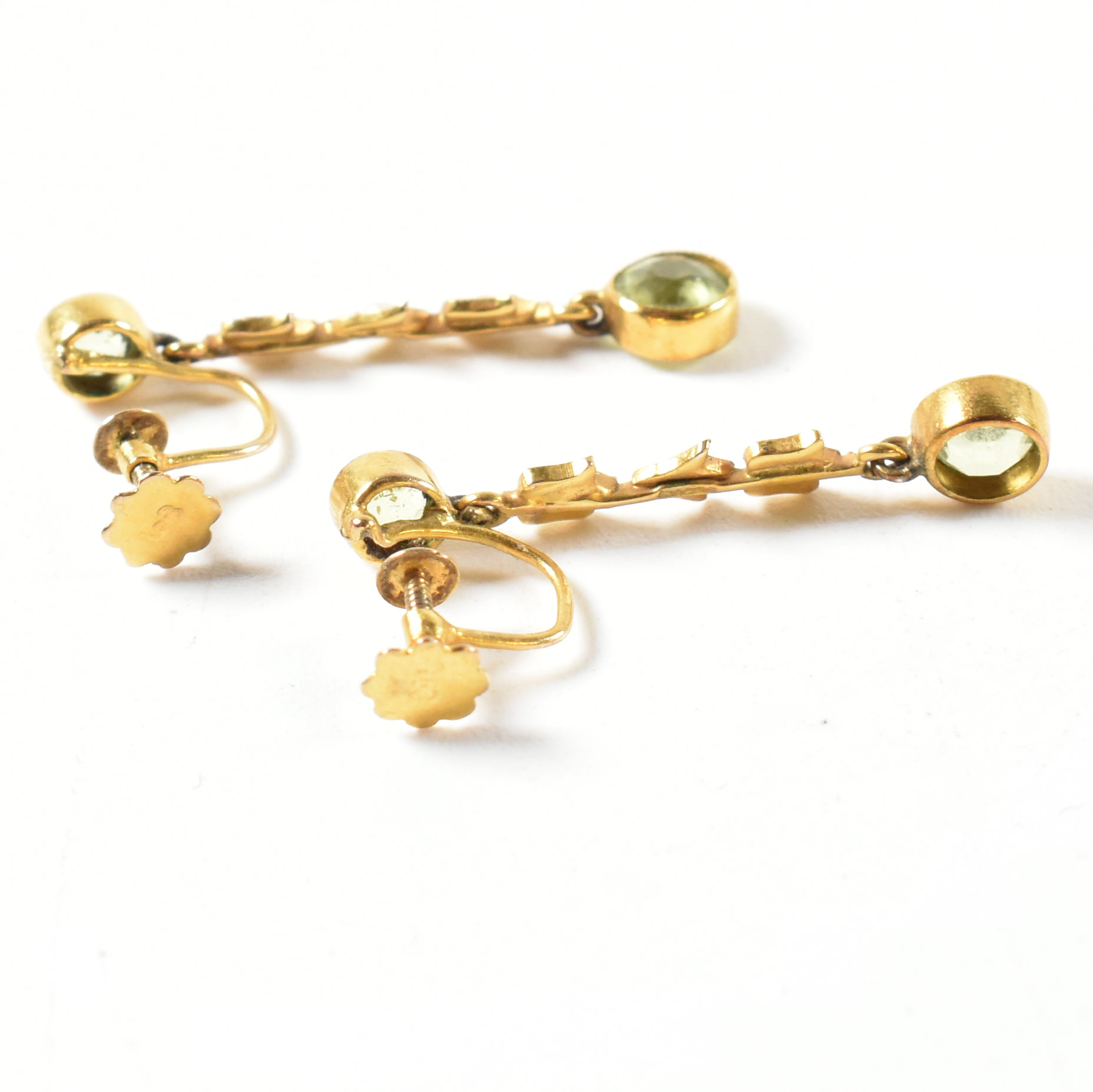 EDWARDIAN 9CT GOLD PERIDOT & PEARL NECKLACE & EARRING SUITE - Image 5 of 5
