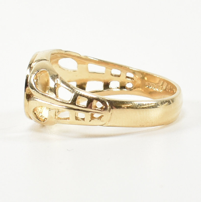 HALLMARKED 9CT GOLD SIGNET RING - Image 3 of 7