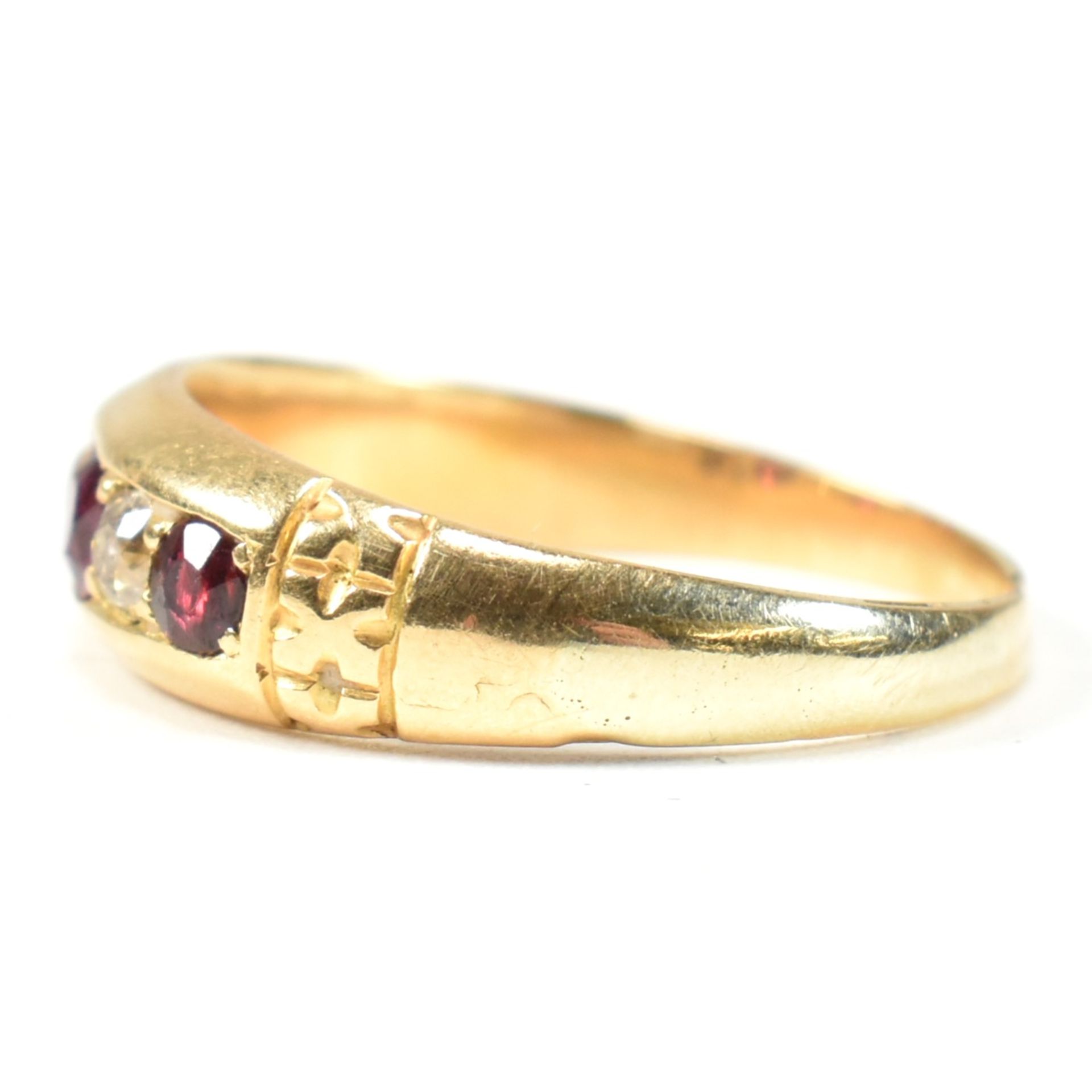 VICTORIAN 18CT GOLD RUBY & DIAMOND FIVE STONE RING - Bild 7 aus 9