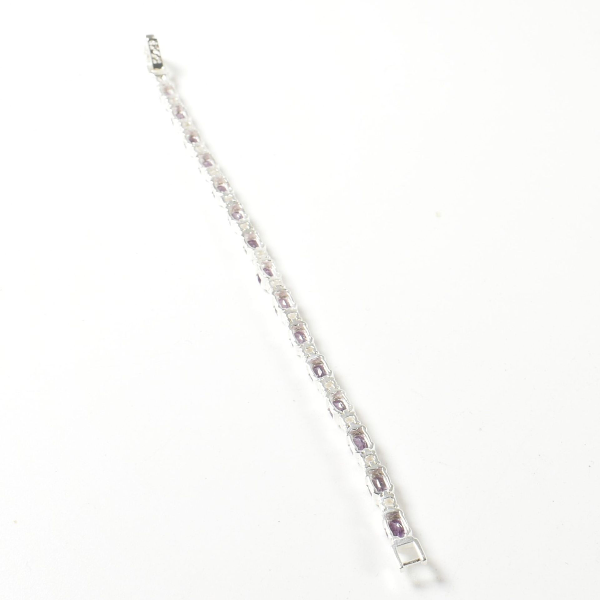 A 925 SILVER AMETHYST & CZ LINE BRACELET - Image 6 of 9