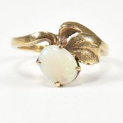 9CT GOLD & OPAL RING