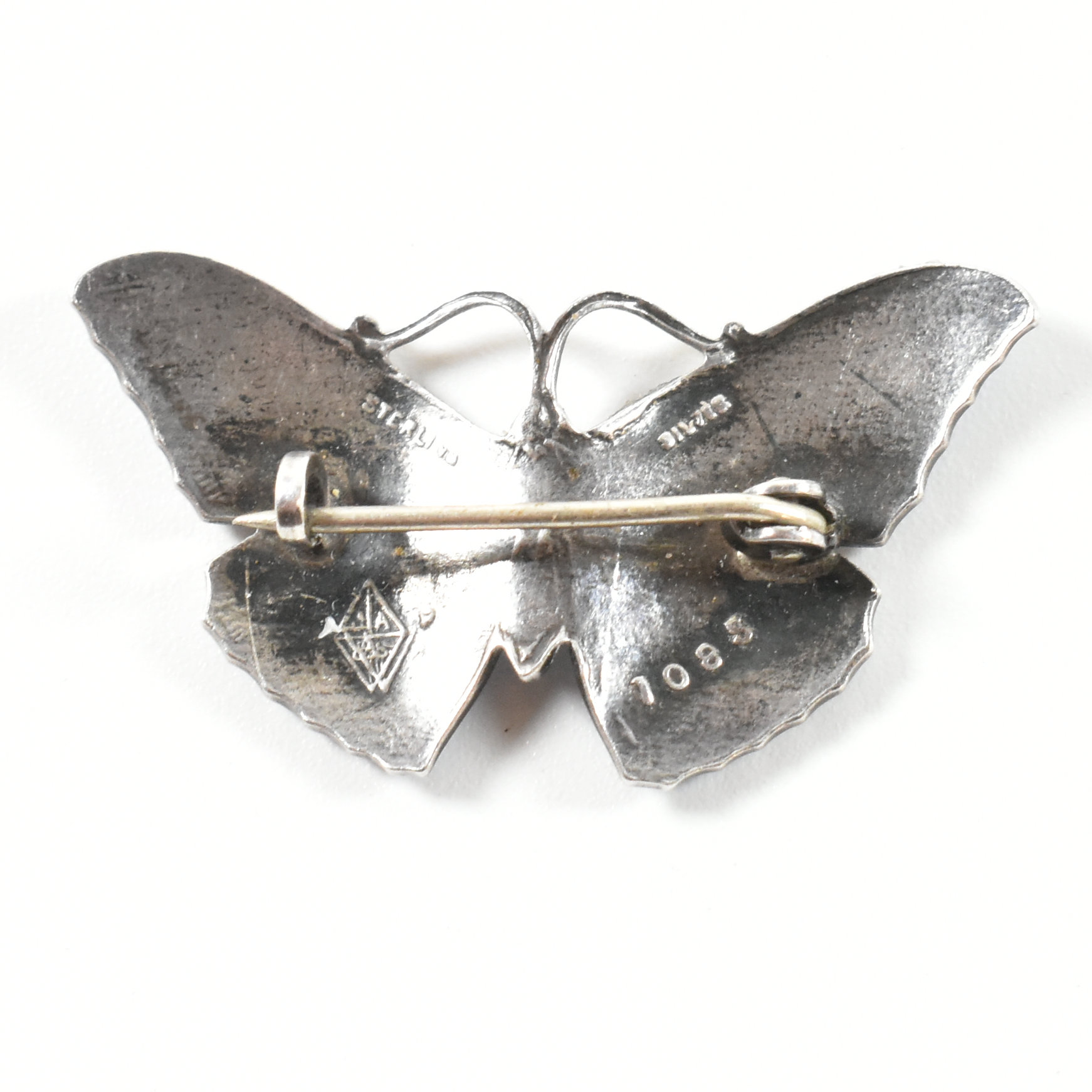 EARLY 20TH CENTURY J AITKIN & SON GUILLOCHE ENAMEL BUTTERFLY BROOCH PIN - Image 4 of 5