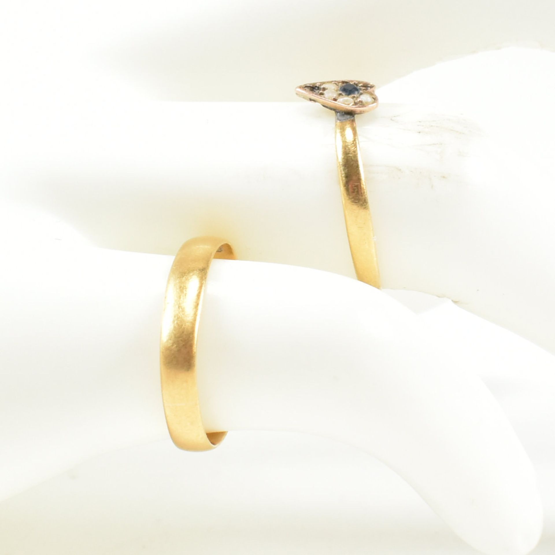 VICTORIAN HALLMARKED 22CT GOLD BAND RING & HALLMARKED 14CT GOLD & SEED PEARL HEART RING - Image 7 of 7