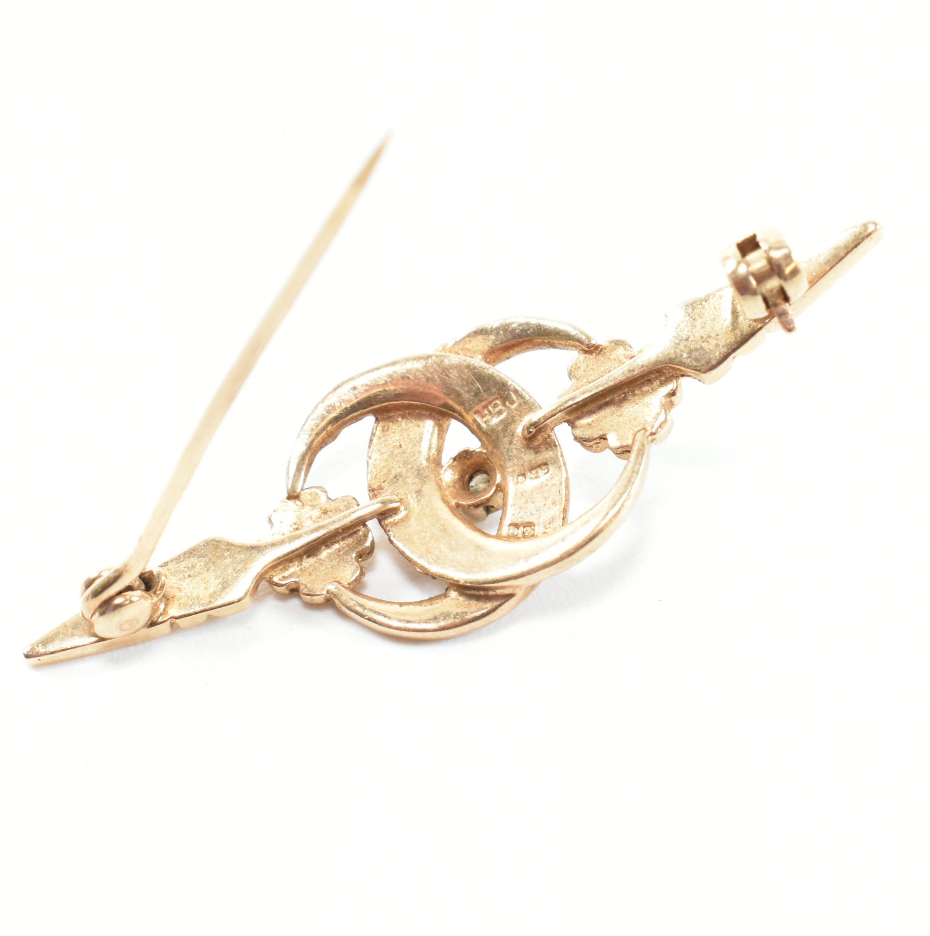 HALLMARKED 9CT GOLD SAPPHIRE & DIAMOND & SEED PEARL BROOCH PIN - Image 5 of 7