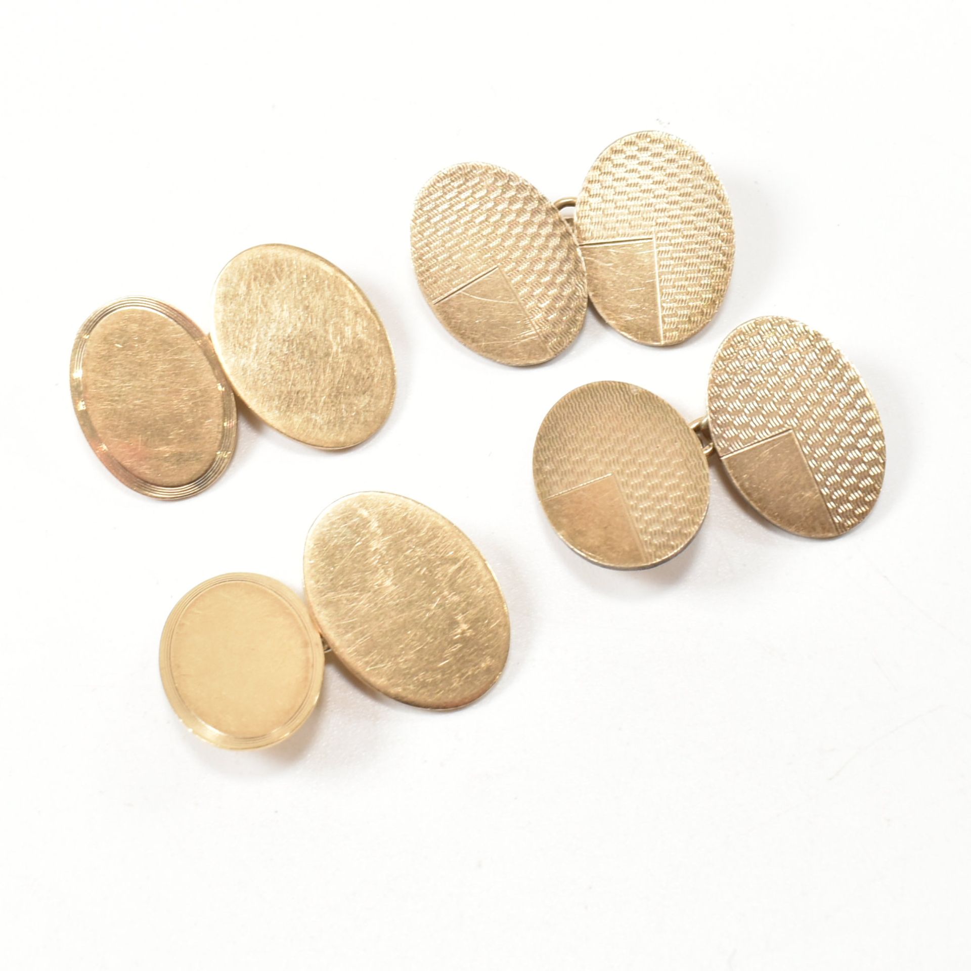 A PAIR OF 9CT GOLD CUFFLINKS & 9CT GOLD ON SILVER CUFFLINKS - Image 2 of 5
