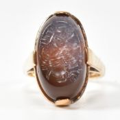 14CT GOLD & CARVED AGATE INTAGLIO SEAL RING