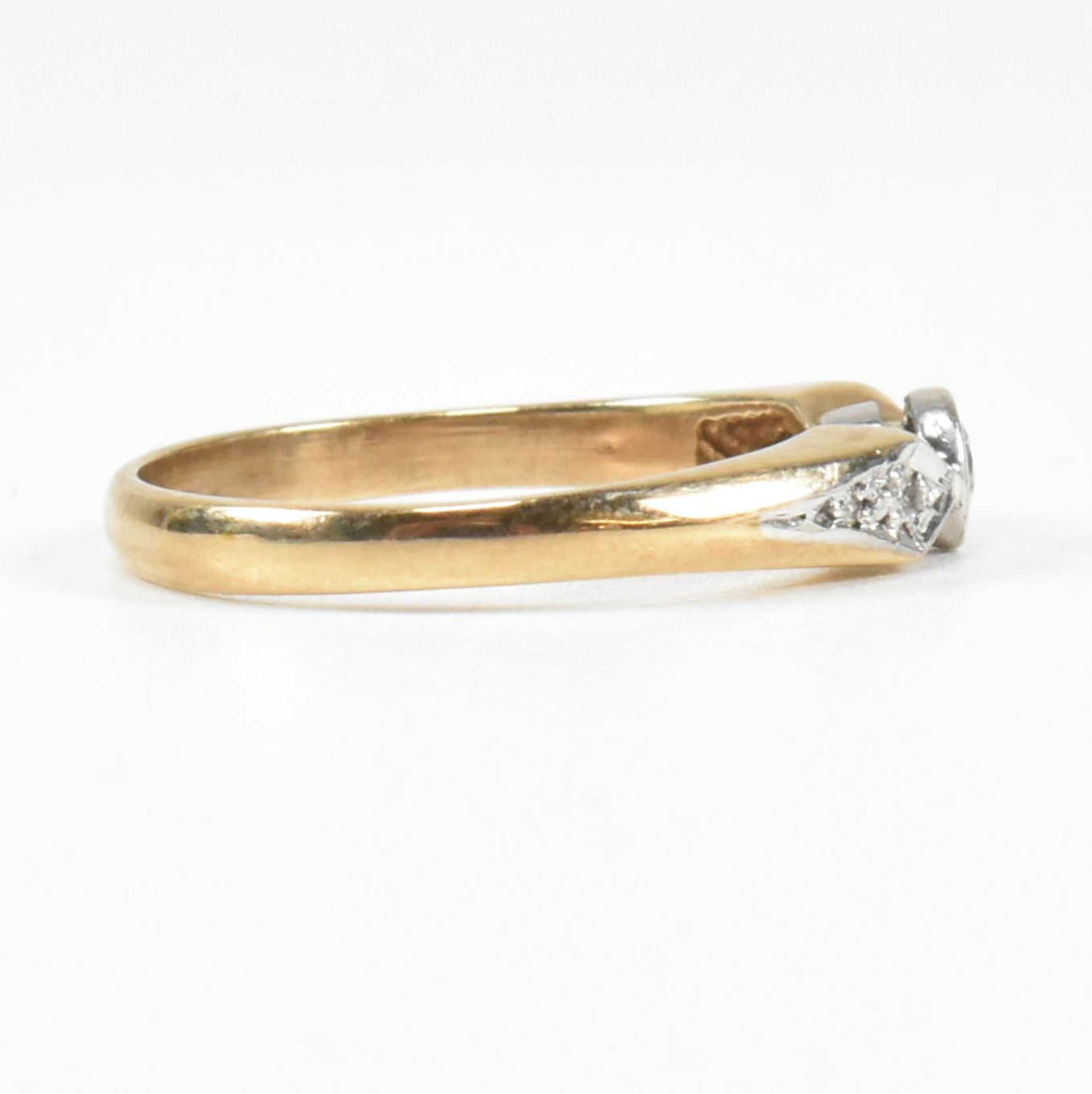 HALLMARKED 9CT GOLD & DIAMOND RING - Bild 2 aus 7