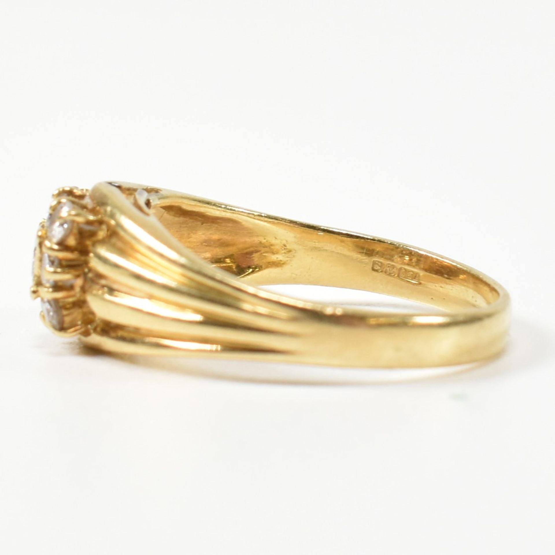 HALLMARKED 18CT GOLD & DIAMOND SIGNET RING - Image 6 of 11