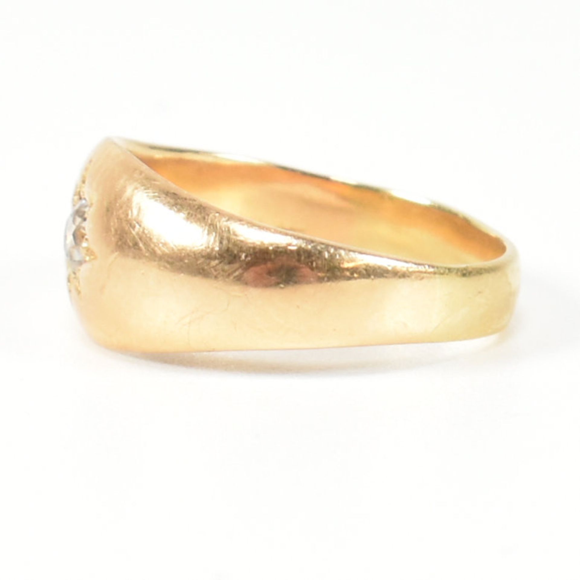 EARLY 20TH CENTURY 18CT GOLD & DIAMOND GYPSY RING - Image 3 of 7