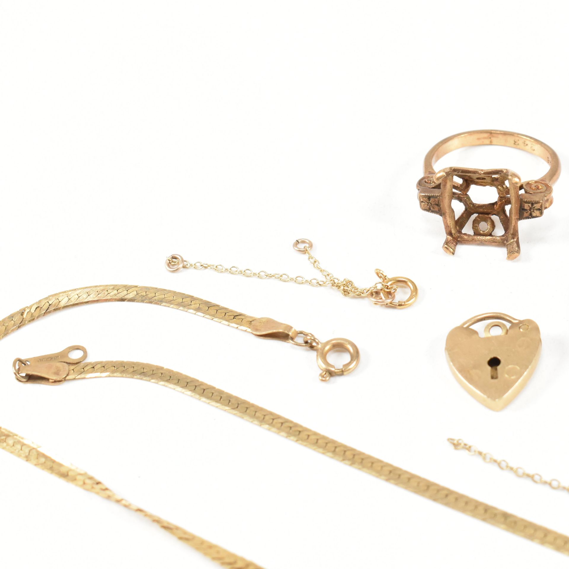COLLECTION OF 9CT GOLD JEWELLERY COMPONENTS - Image 2 of 6