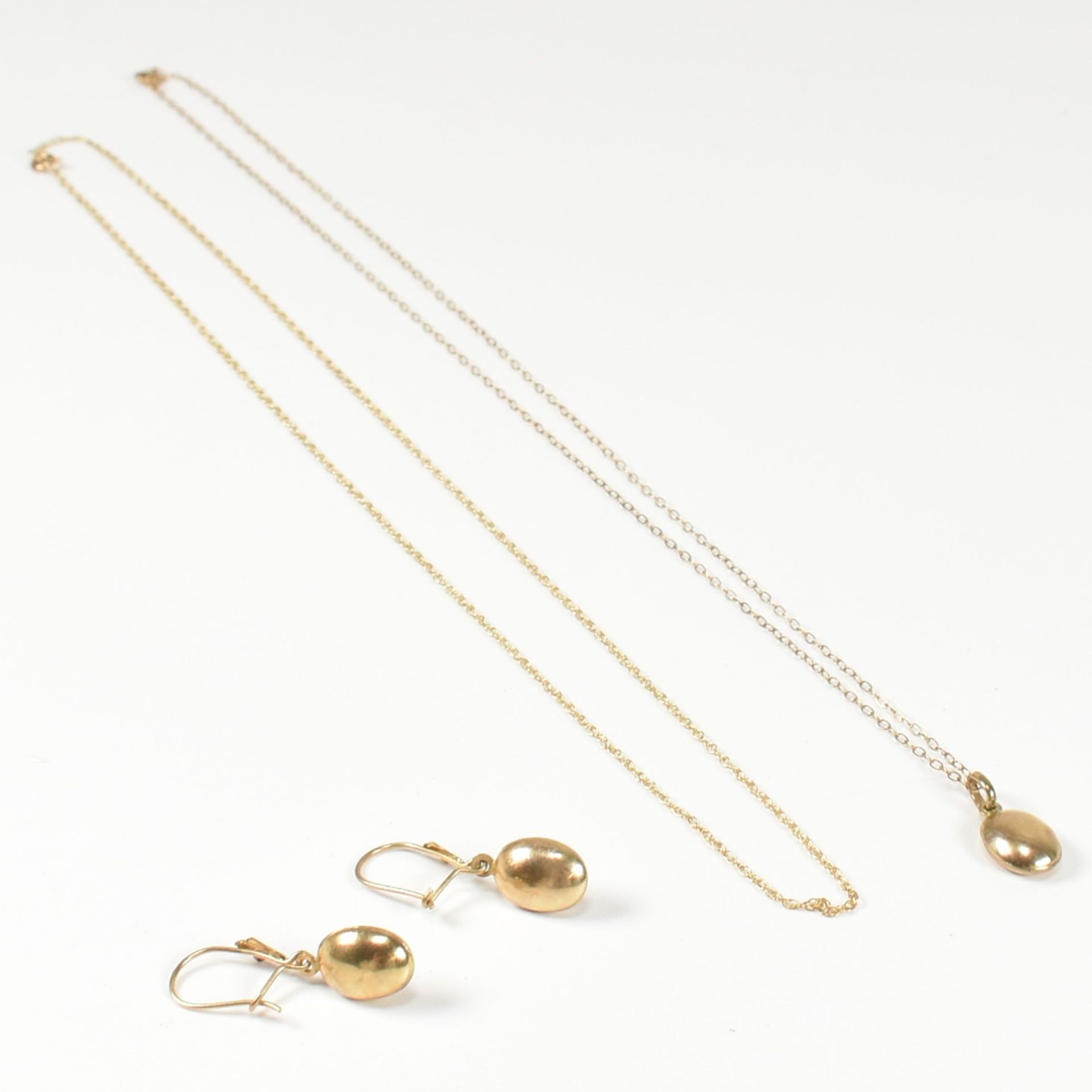 9CT GOLD COFFEE BEAN PENDANT NECKLACE & EARRING SUITE & 9CT GOLD CHAIN NECKLACE - Image 2 of 9