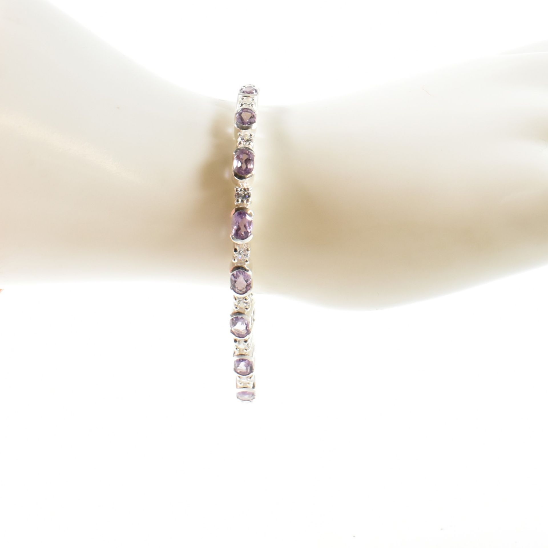 A 925 SILVER AMETHYST & CZ LINE BRACELET - Bild 8 aus 9