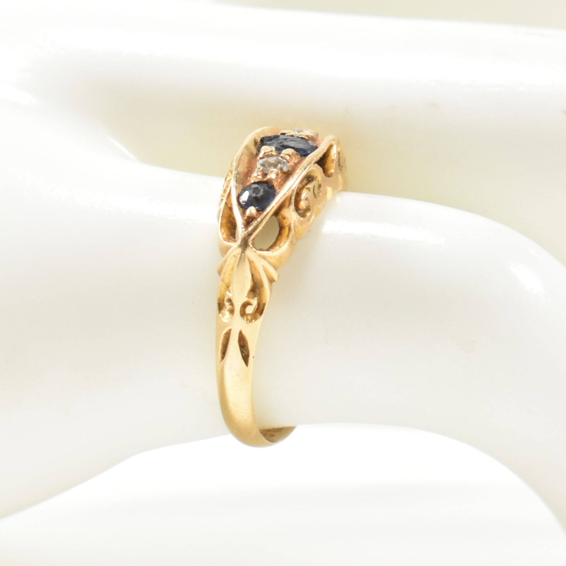 EDWARDIAN HALLMARKED 18CT GOLD SAPPHIRE & DIAMOND BOAT RING - Bild 10 aus 10