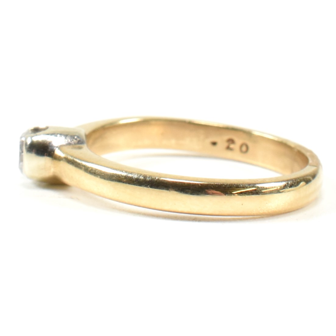 HALLMARKED 9CT GOLD & DIAMOND SOLITAIRE RING - Image 7 of 8