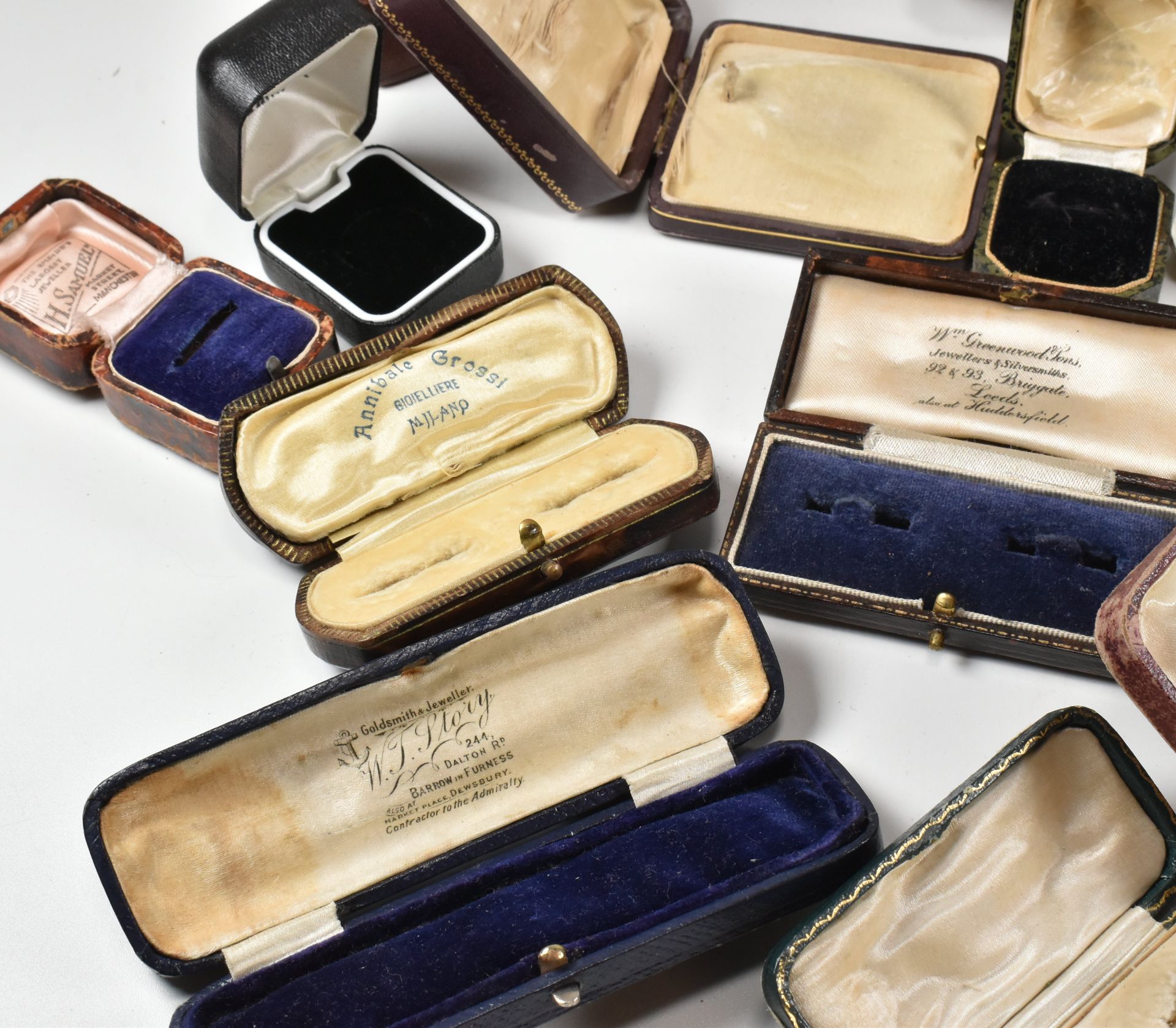 COLLECTION OF VINTAGE JEWELLERY BOXES - Image 9 of 14