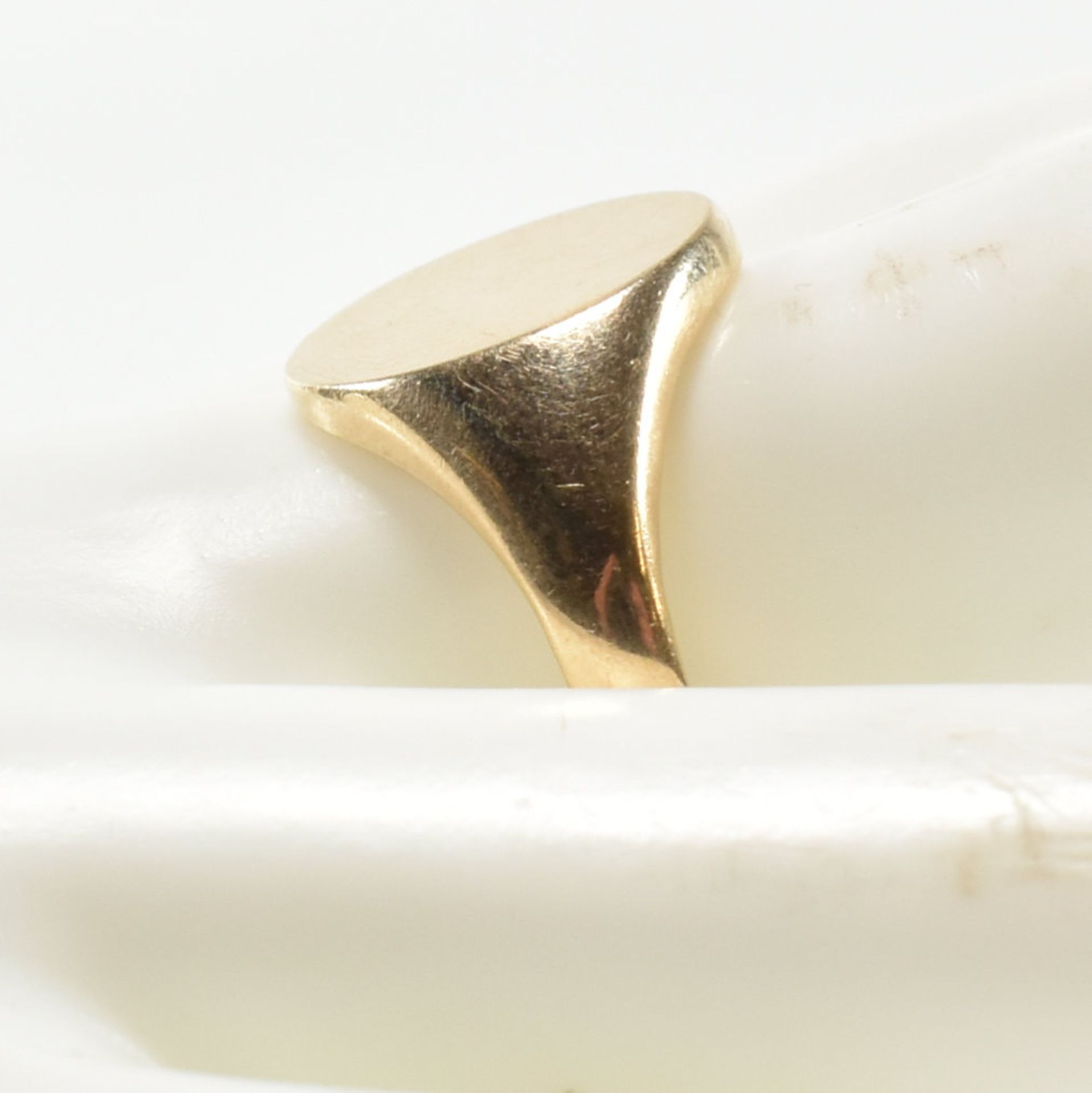 HALLMARKED 9CT GOLD SIGNET RING - Bild 9 aus 9