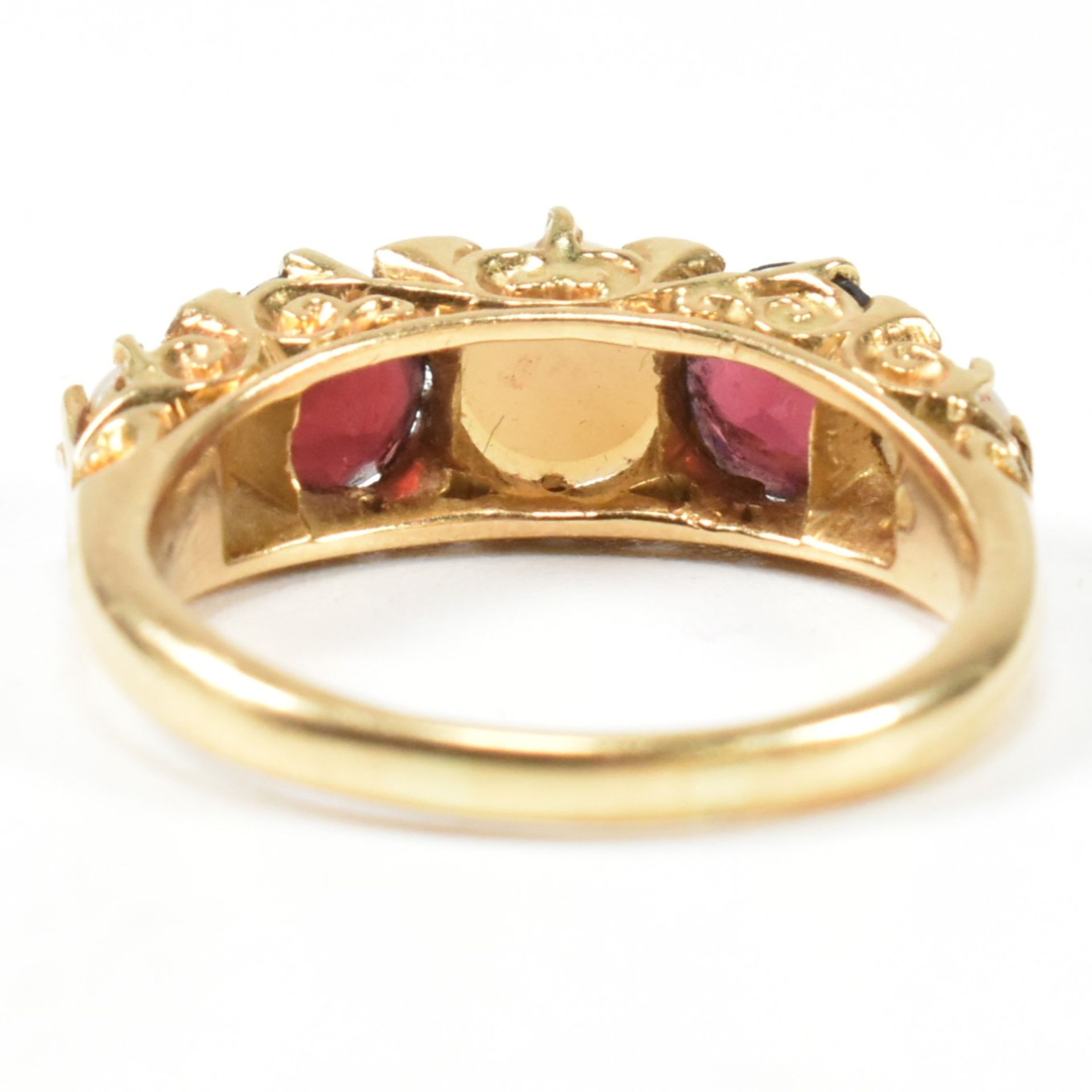 GOLD PEARL GARNET & DIAMOND FIVE STONE RING - Image 2 of 9