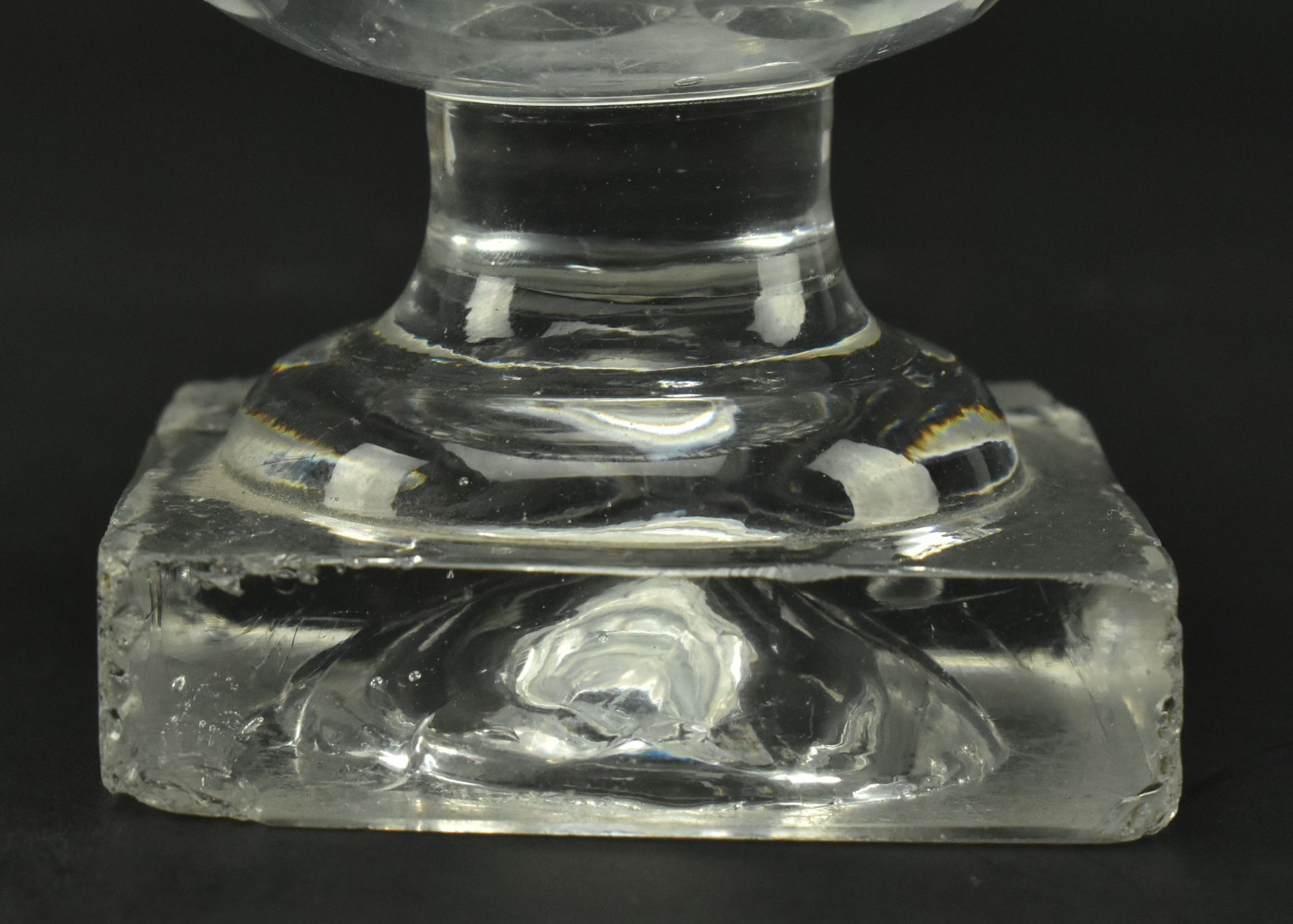 SMALL CIRCA 1800 IRISH CUT GLASS TURNOVER BOWL - Image 5 of 8
