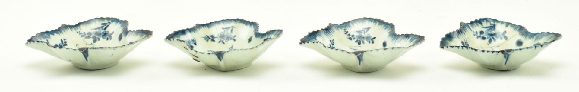 FOUR 18TH CENTURY WORCESTER BLUE & WHITE LEAF PICKLE DISHES - Image 2 of 9