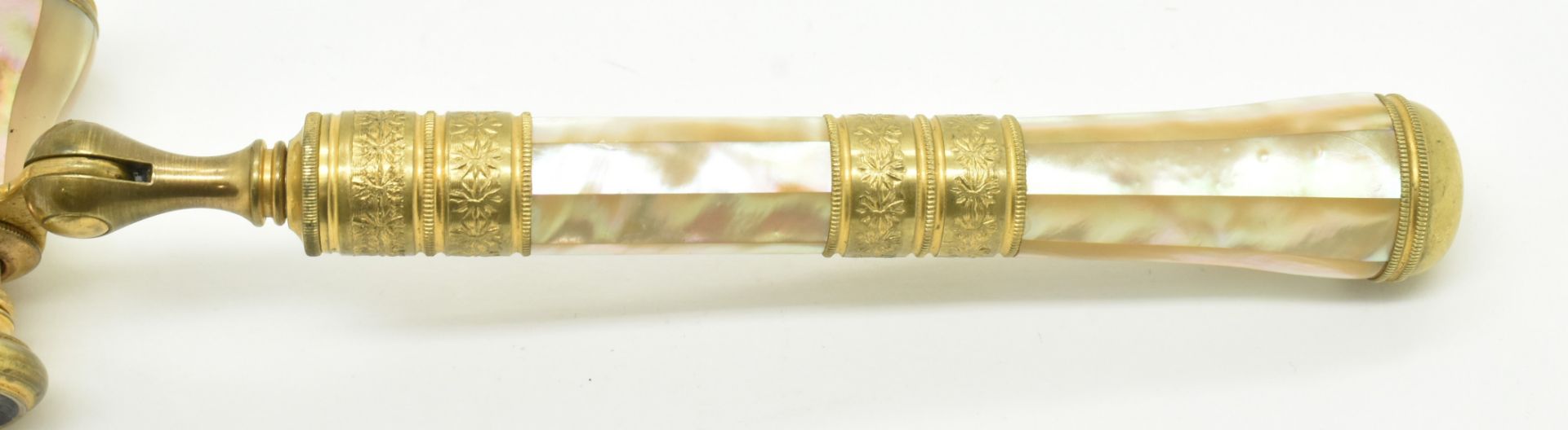 FRENCH 19TH CENTURY PAIR OF MOTHER OF PEARL OPERA GLASSES - Image 6 of 7