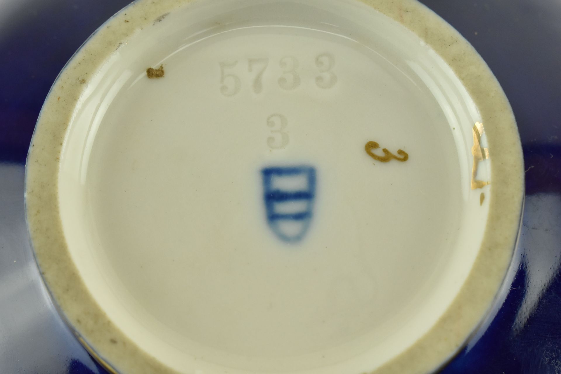 ROYAL VIENNA - LATE 19TH CENTURY BONE CHINA TWIN HANDLED BOWL - Image 6 of 6