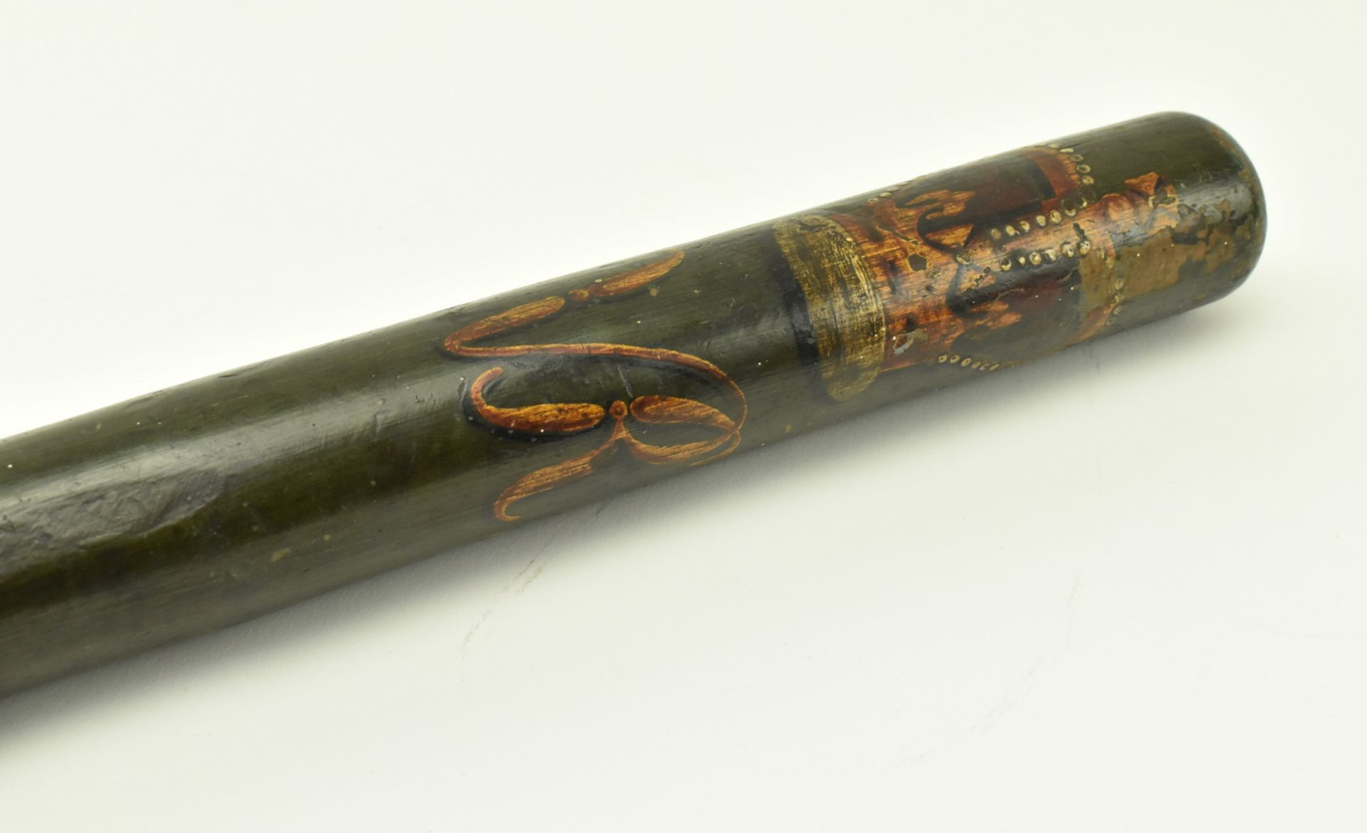 VICTORIAN 19TH CENTURY HAND PAINTED WOOD TRUNCHEON - Image 2 of 5