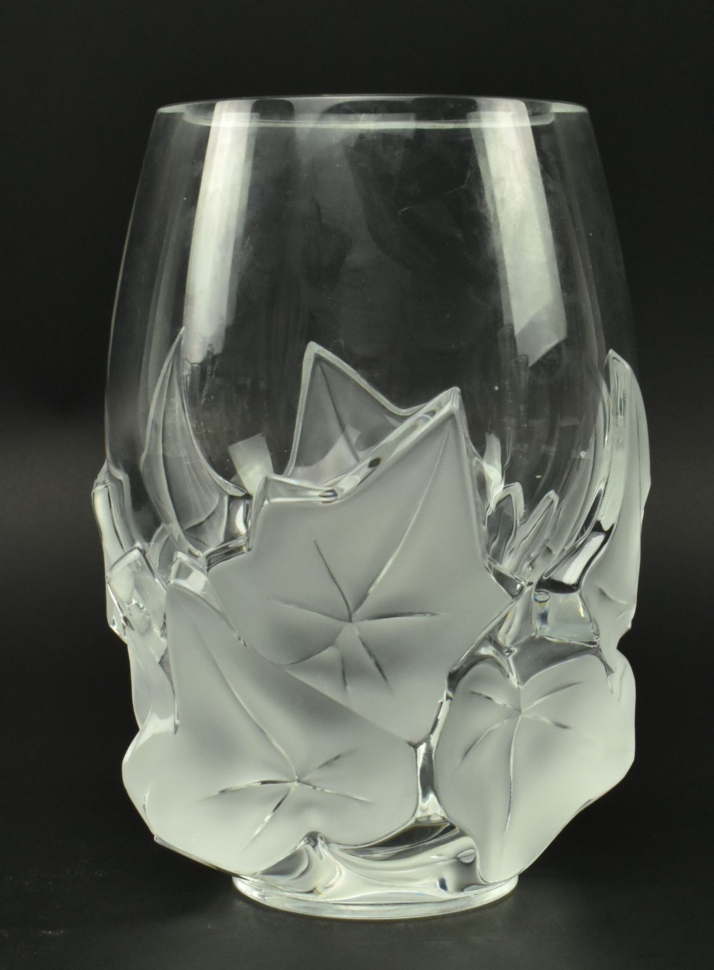 LALIQUE, FRANCE - MID 20TH CENTURY HEDERA GLASS VASE