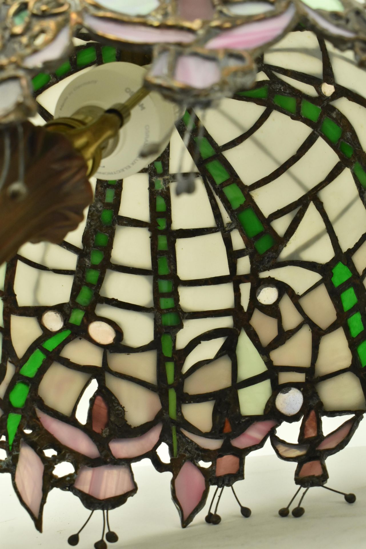 JOHN LEATHWOOD - STAINED LEADED GLASS TIFFANY STYLE DESK LAMP - Bild 8 aus 8