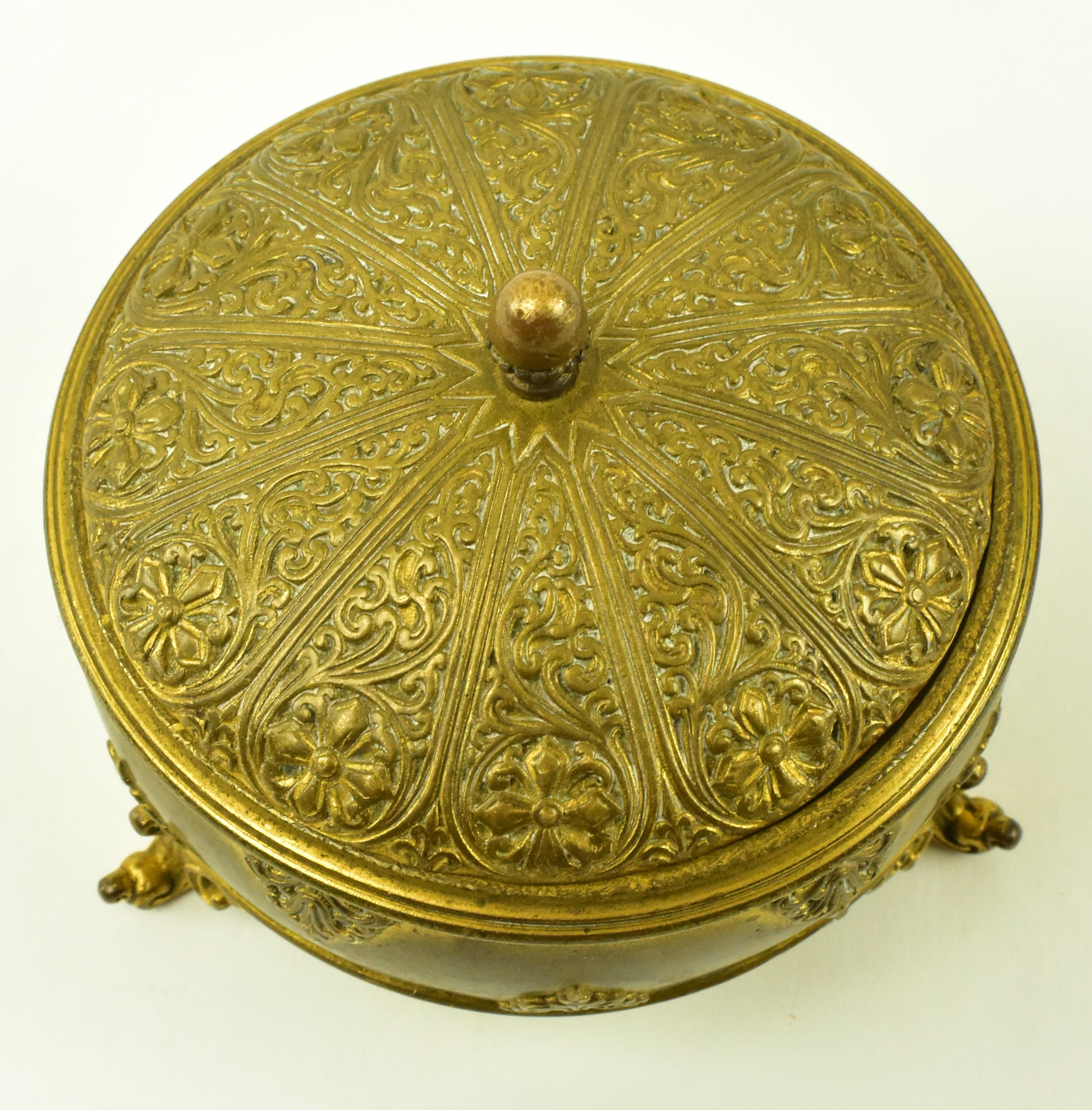 F. BARBEDIENNE (1810-1892) - BELLE EPOQUE BRASS TRINKET BOX - Image 2 of 5