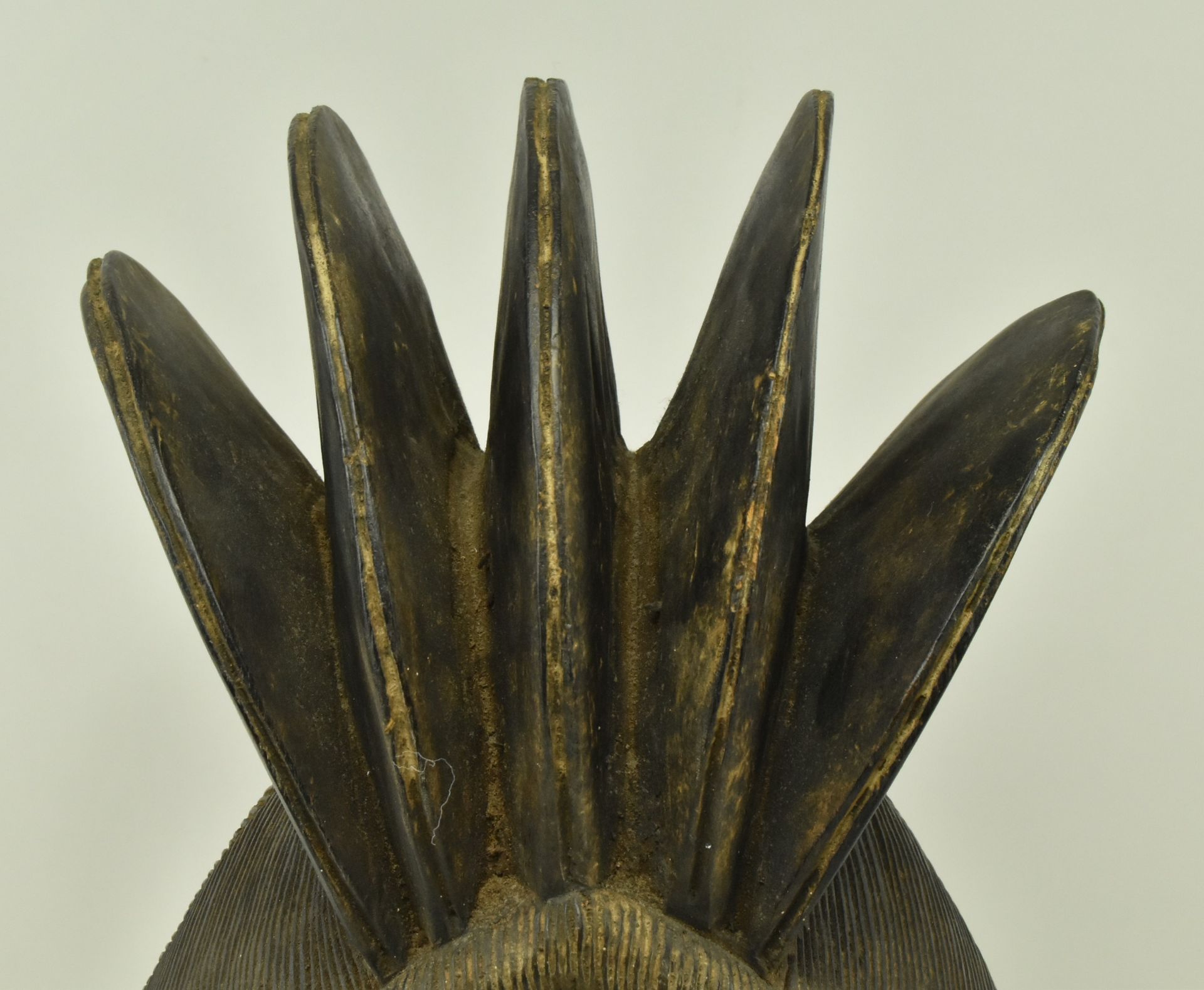 LATE 20TH CENTURY SIERRA LEONE MENDE HELMET MASK - Image 3 of 6