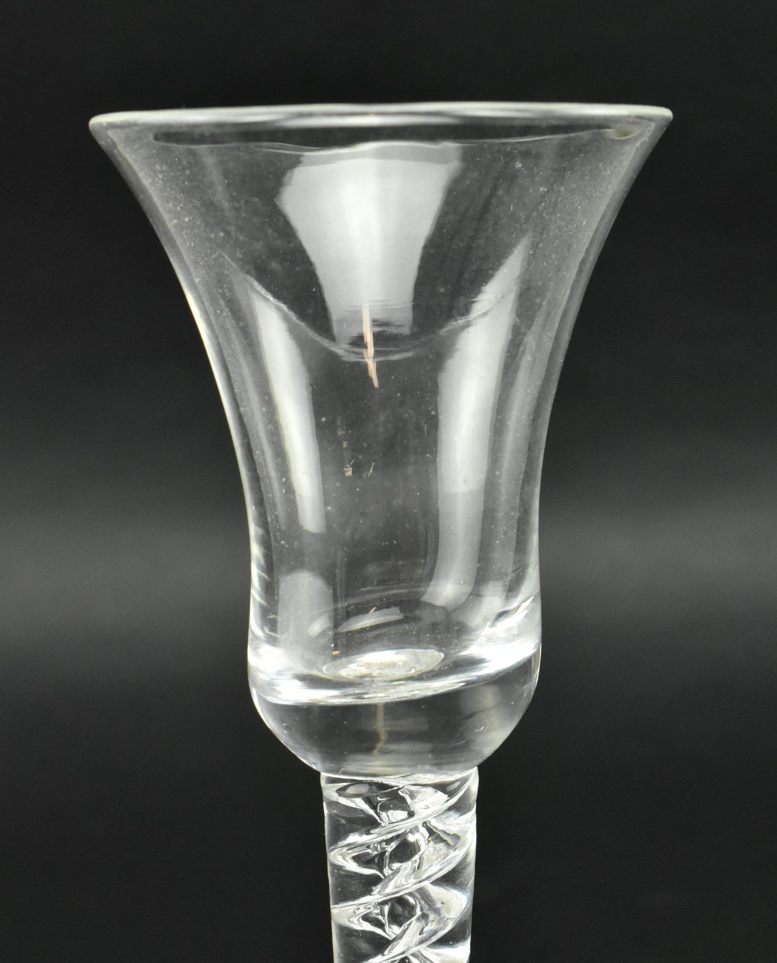 CIRCA 1760 GEORGE III MERCURY TWIST WINE GLASS - Image 3 of 6