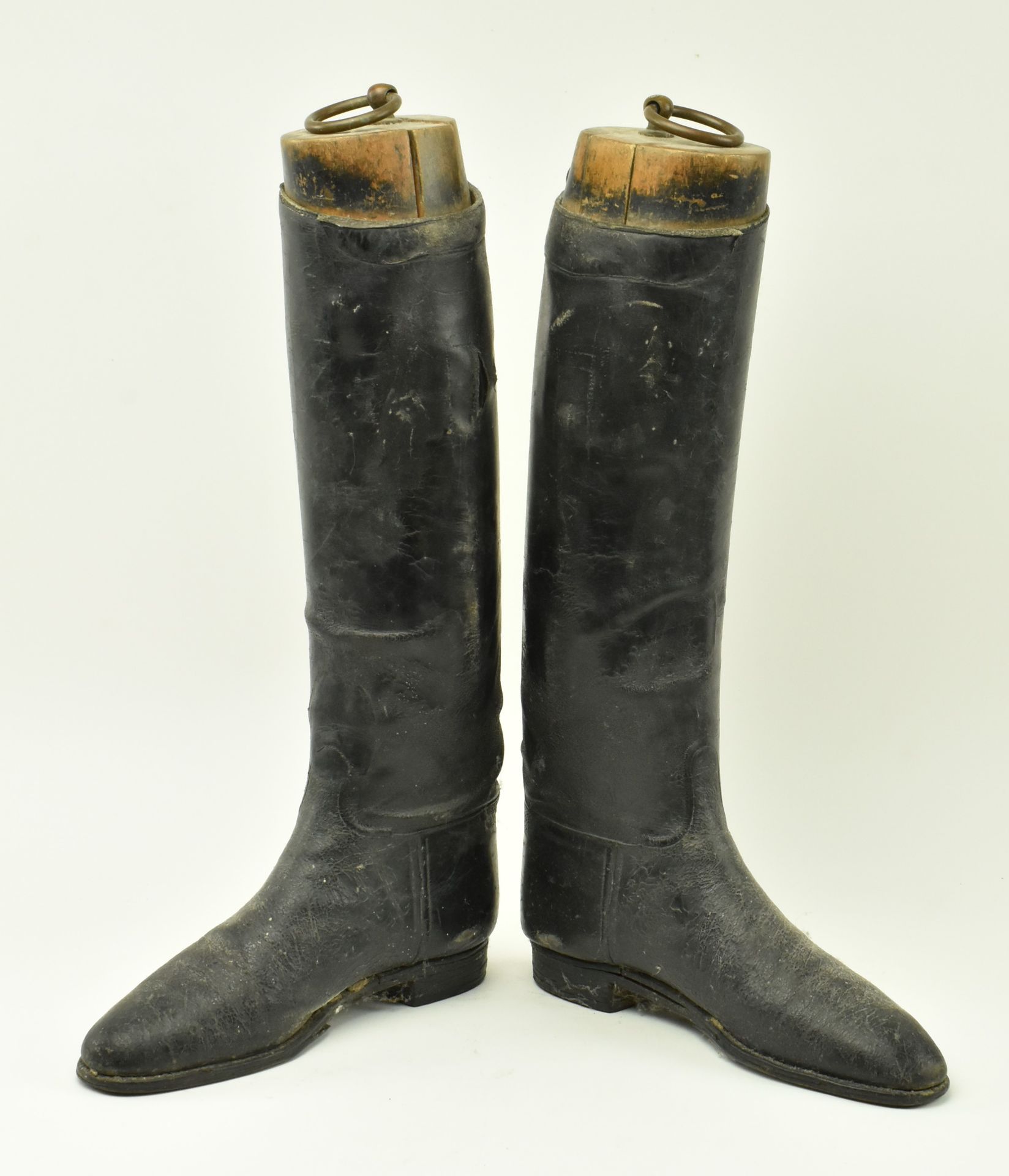PAIR OF 20TH CENTURY BLACK LEATHER RIDING BOOTS AND TREES - Image 2 of 6