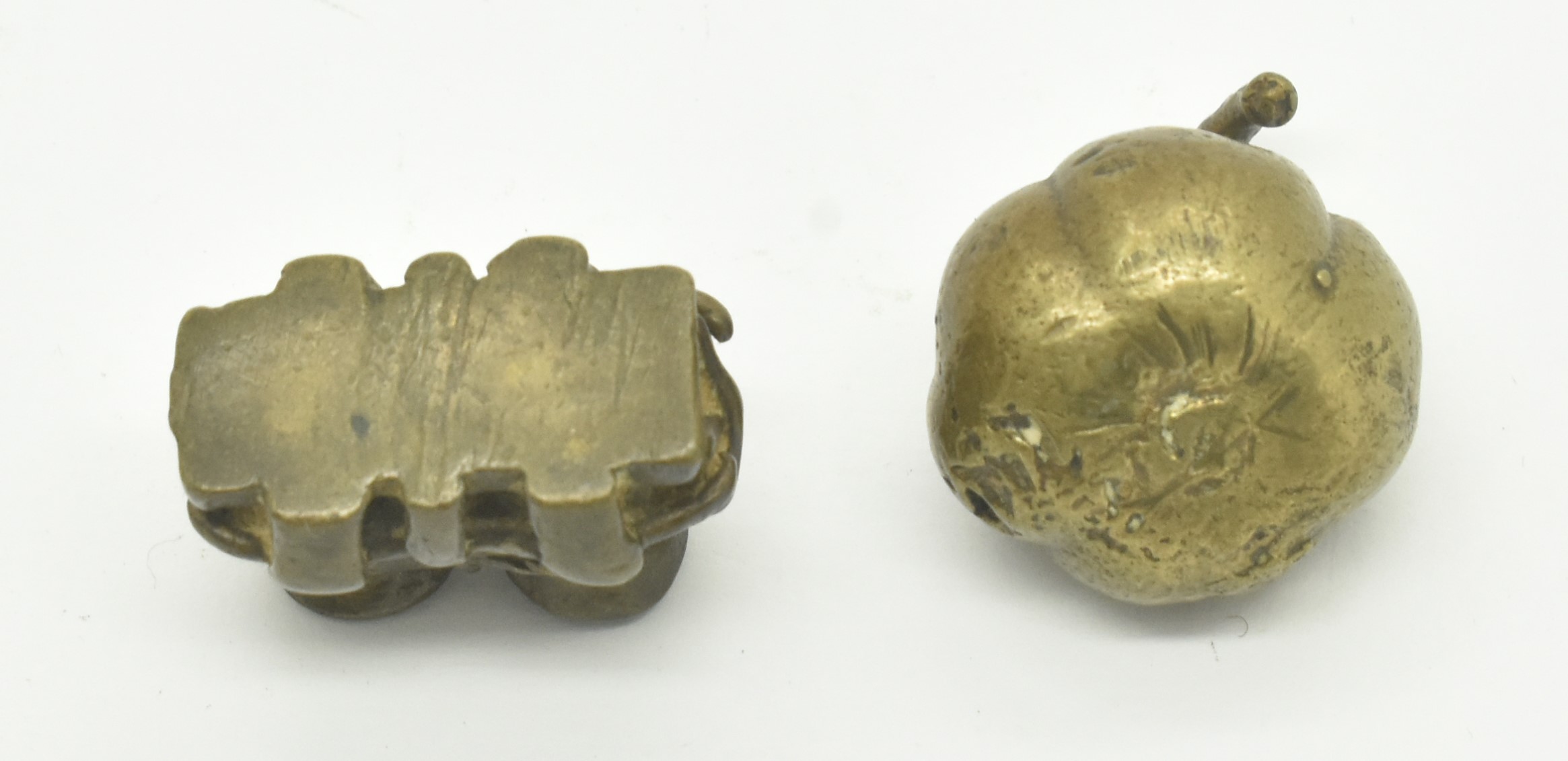 COLLECTION OF FIVE AFRICAN GHANA ASHANTI AKAN GOLD WEIGHTS - Image 8 of 8