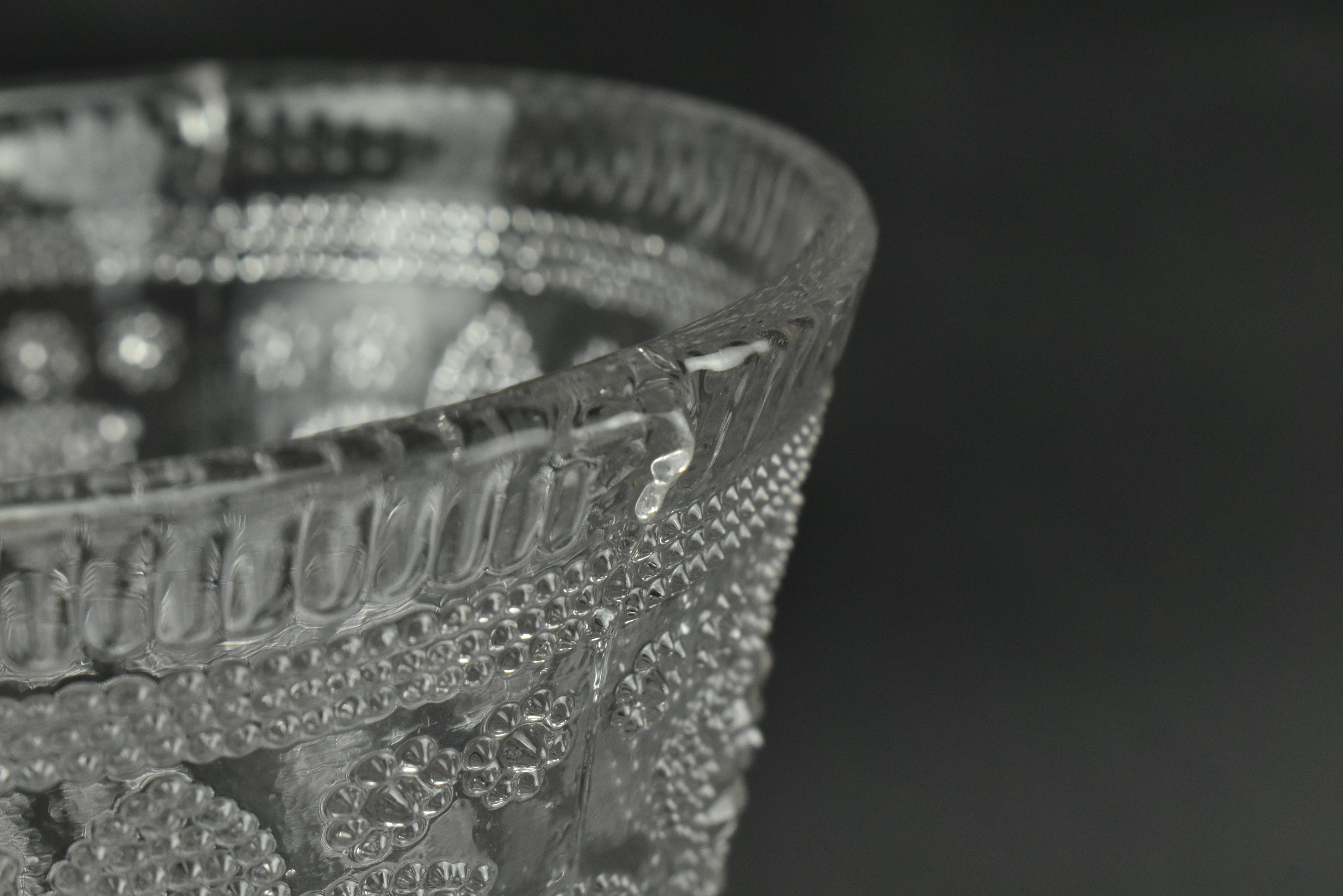 SEVEN 19TH CENTURY HAND MADE GLASSWARE ITEMS - Image 10 of 15